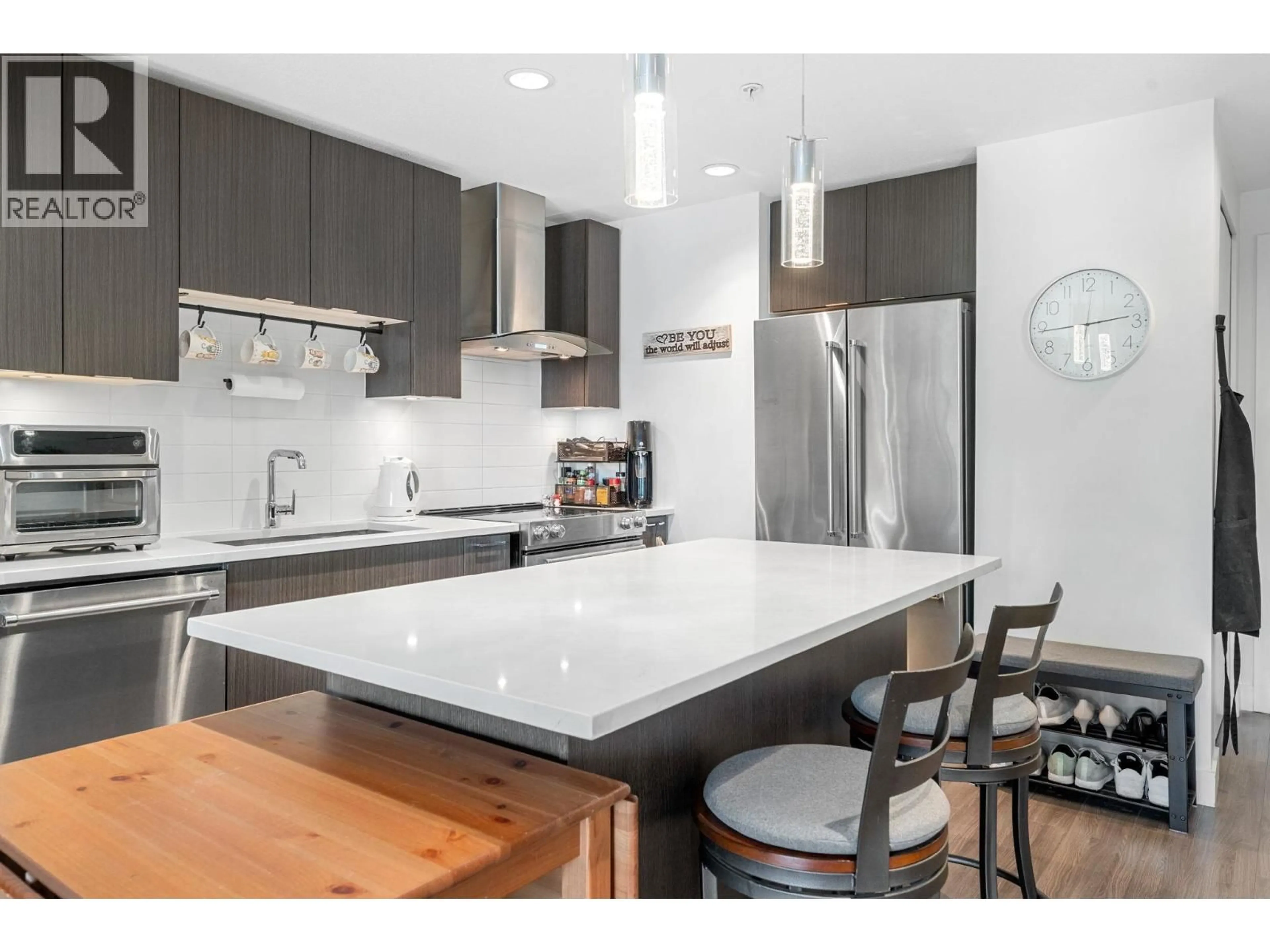 Open concept kitchen, unknown for 412 - 719 3RD STREET, North Vancouver British Columbia V7M0E7
