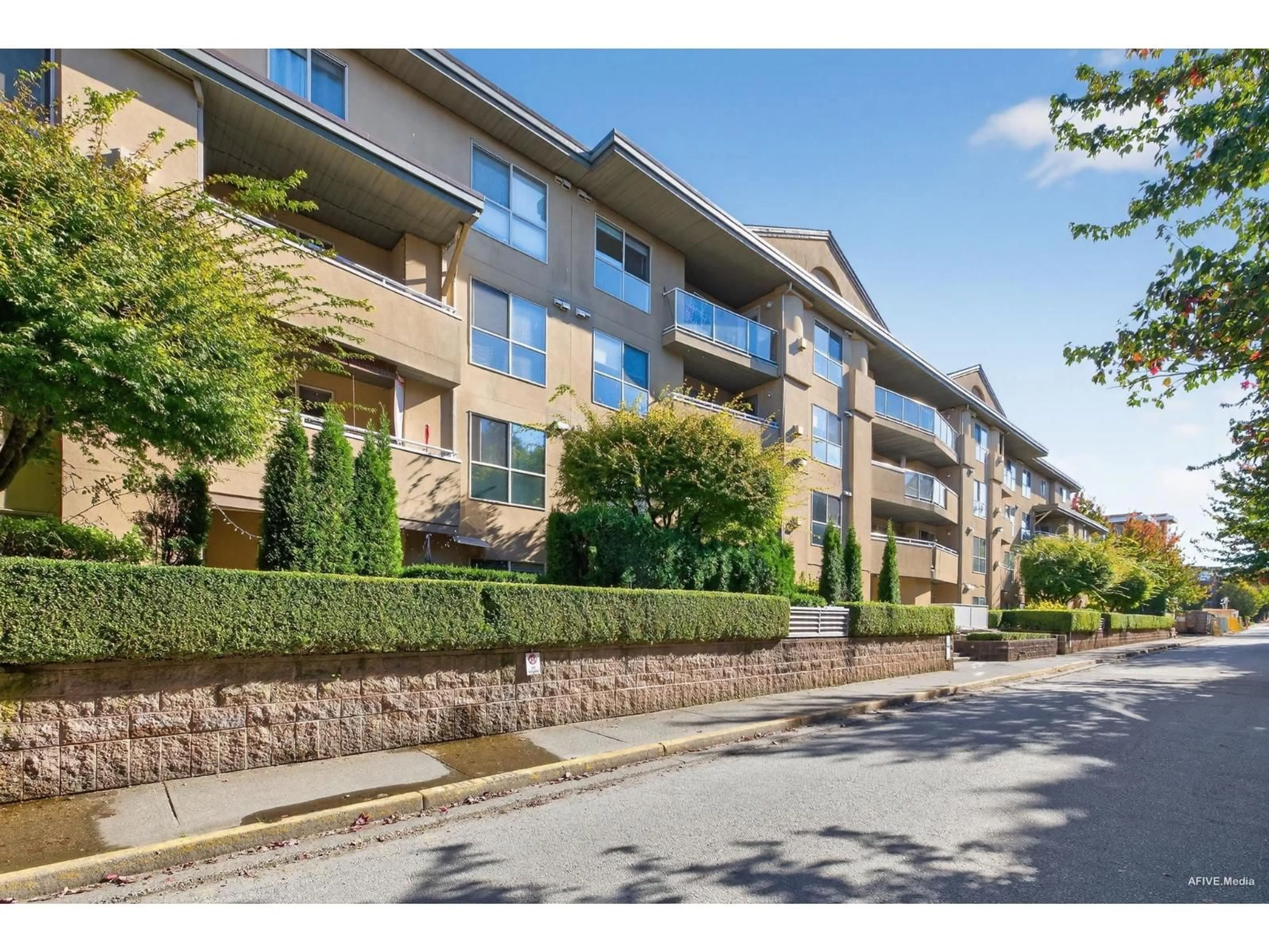 Patio, street for 306 - 13780 76, Surrey British Columbia V3W1E5