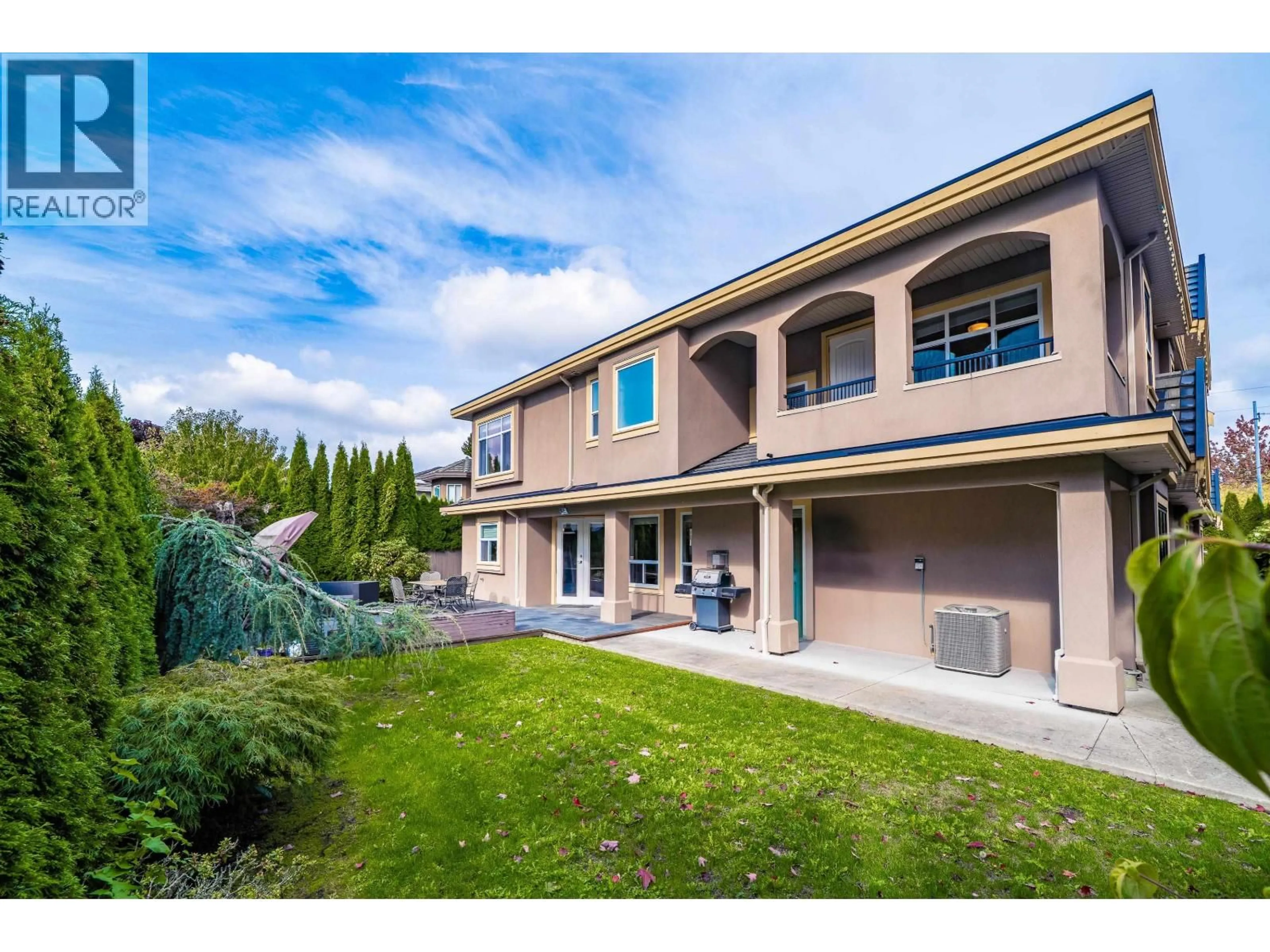 A pic from outside/outdoor area/front of a property/back of a property/a pic from drone, unknown for 8360 ROBINSON ROAD, Richmond British Columbia V6Y1B4