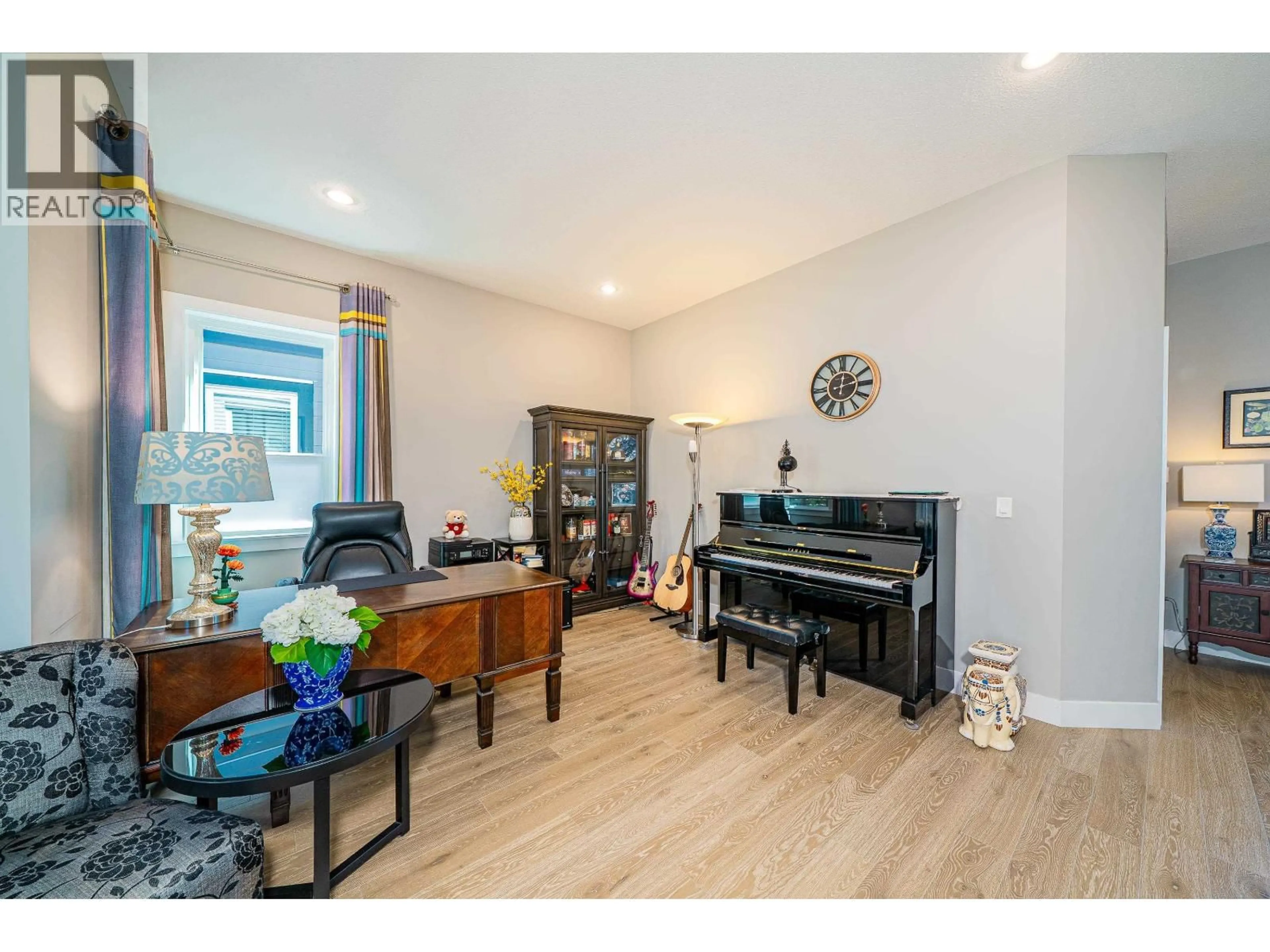 Living room with furniture, wood/laminate floor for 3540 ARCHWORTH AVENUE, Coquitlam British Columbia V3E0L6