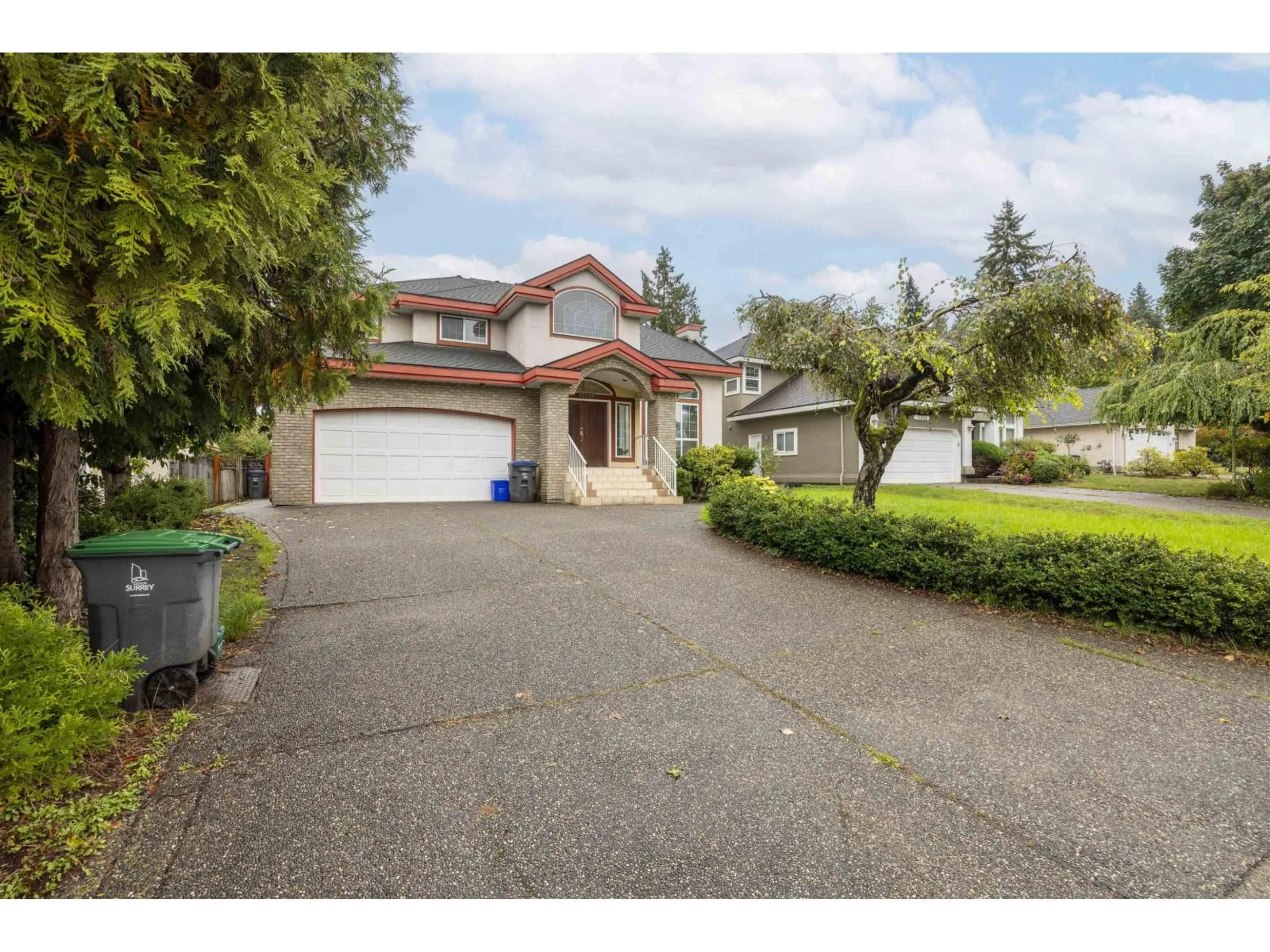 A pic from outside/outdoor area/front of a property/back of a property/a pic from drone, street for 11028 162A, Surrey British Columbia V4N4S8