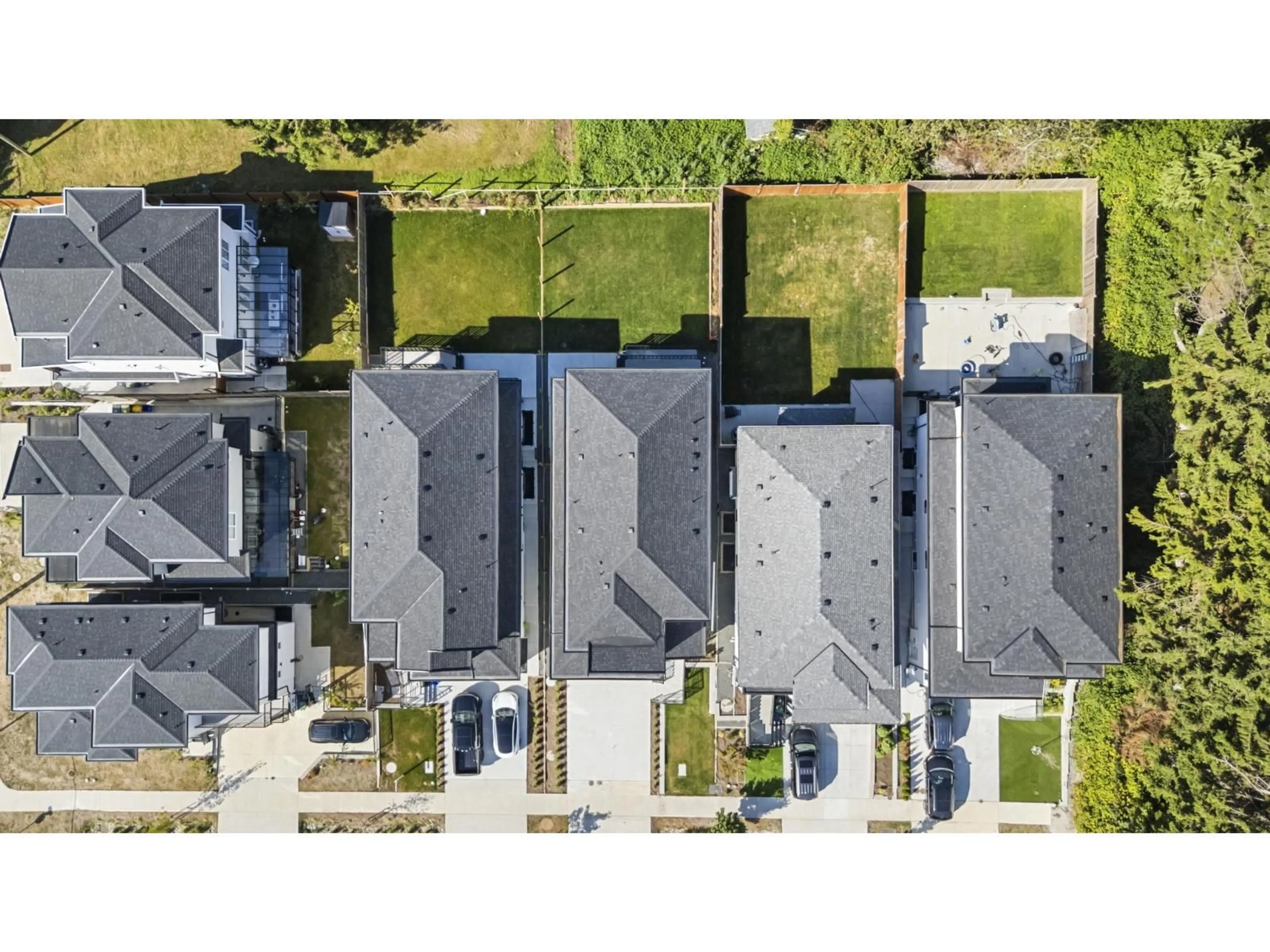 A pic from outside/outdoor area/front of a property/back of a property/a pic from drone, street for 6821 205, Langley British Columbia V2Y3C8