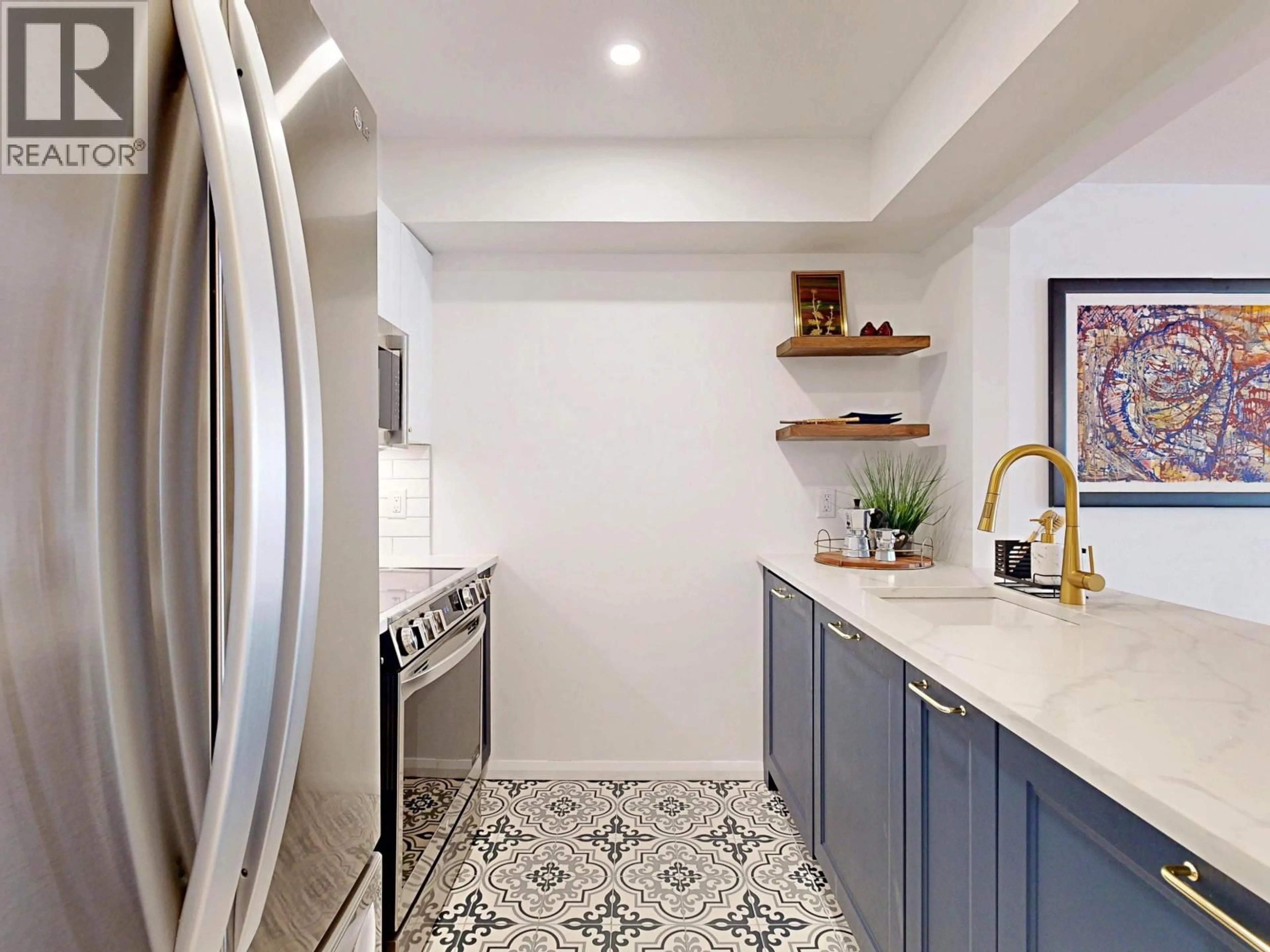 Contemporary kitchen, ceramic/tile floor for 203 - 1515 6TH AVENUE, Vancouver British Columbia V5N1P2