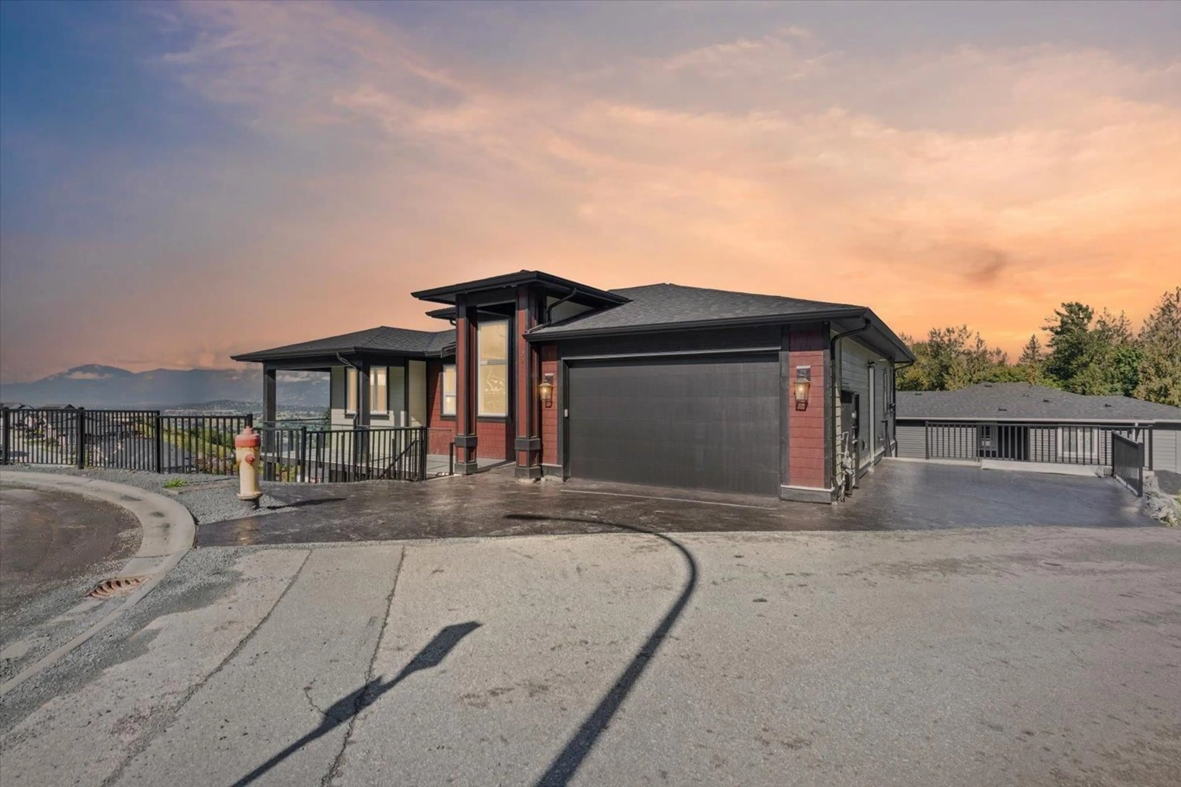 Indoor garage for 8211 HARVEST PLACE, Chilliwack British Columbia V4Z0E4