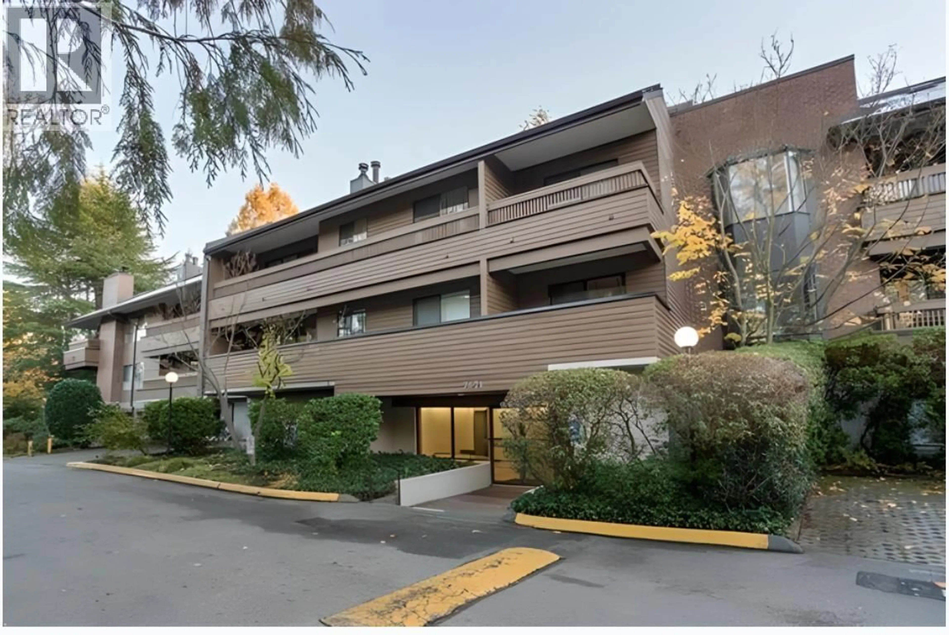 Unknown for 301 - 7411 MINORU BOULEVARD, Richmond British Columbia V6Y1Z3