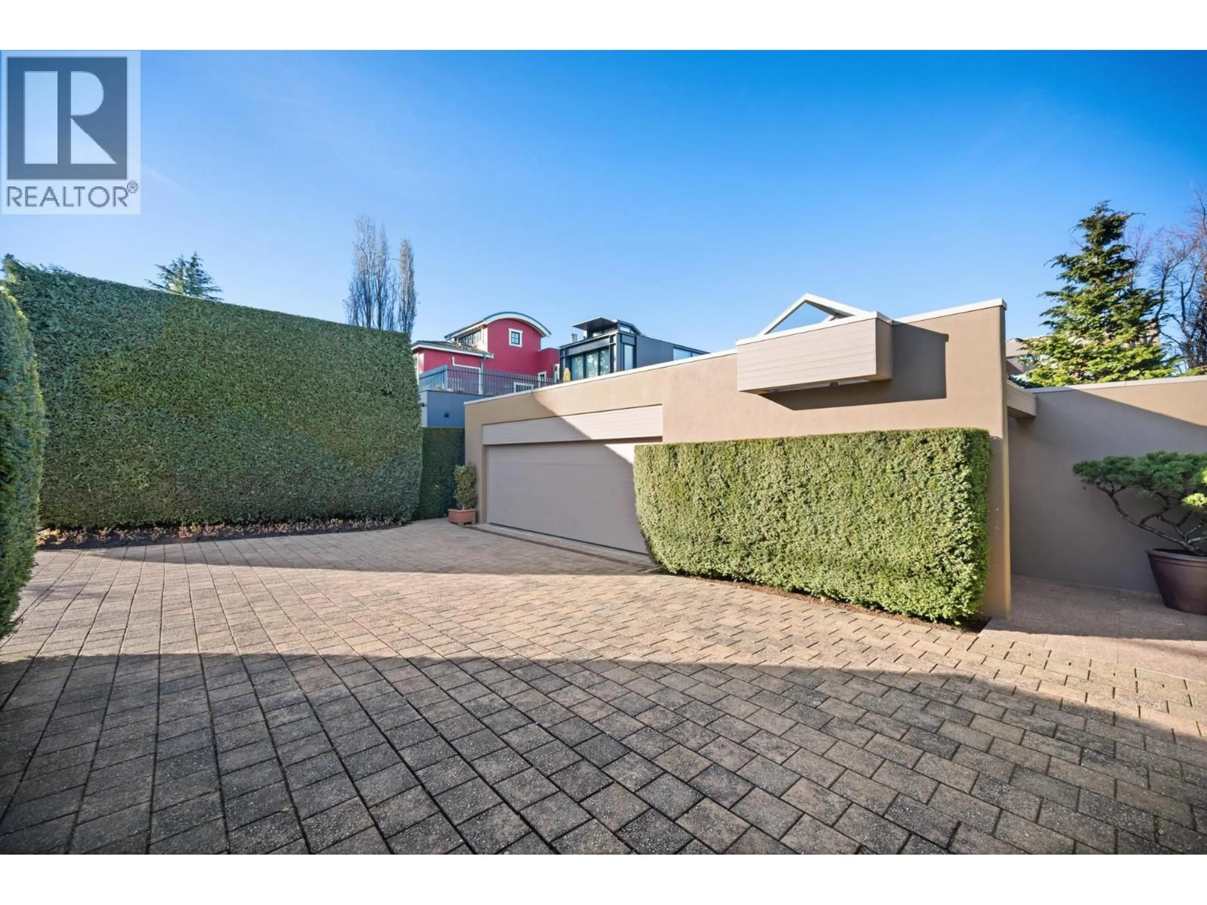 A pic from outside/outdoor area/front of a property/back of a property/a pic from drone, street for 3513 POINT GREY ROAD, Vancouver British Columbia V6R1A7