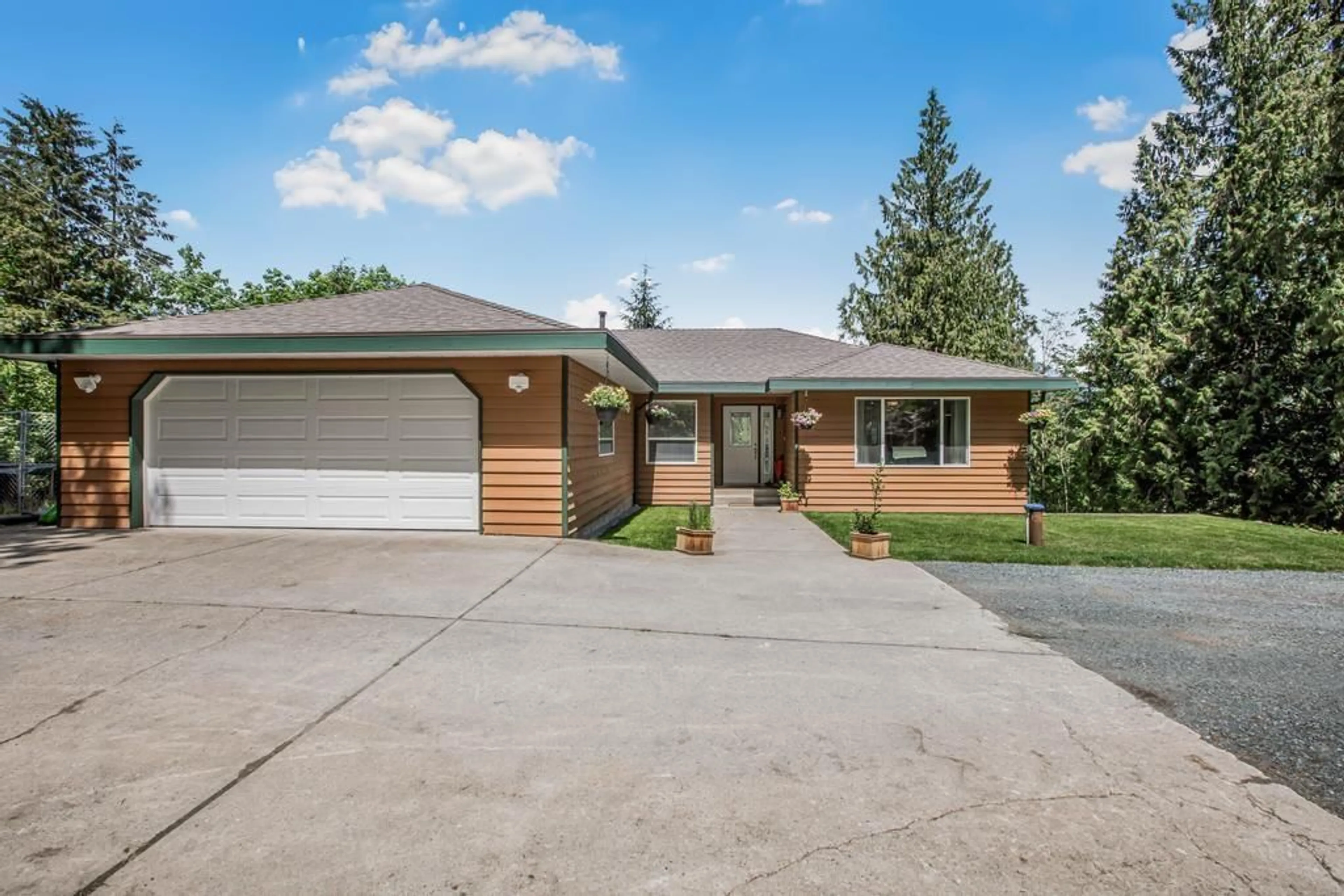 Home with brick exterior material, street for 31161 SILVERHILL, Mission British Columbia V4S1G8