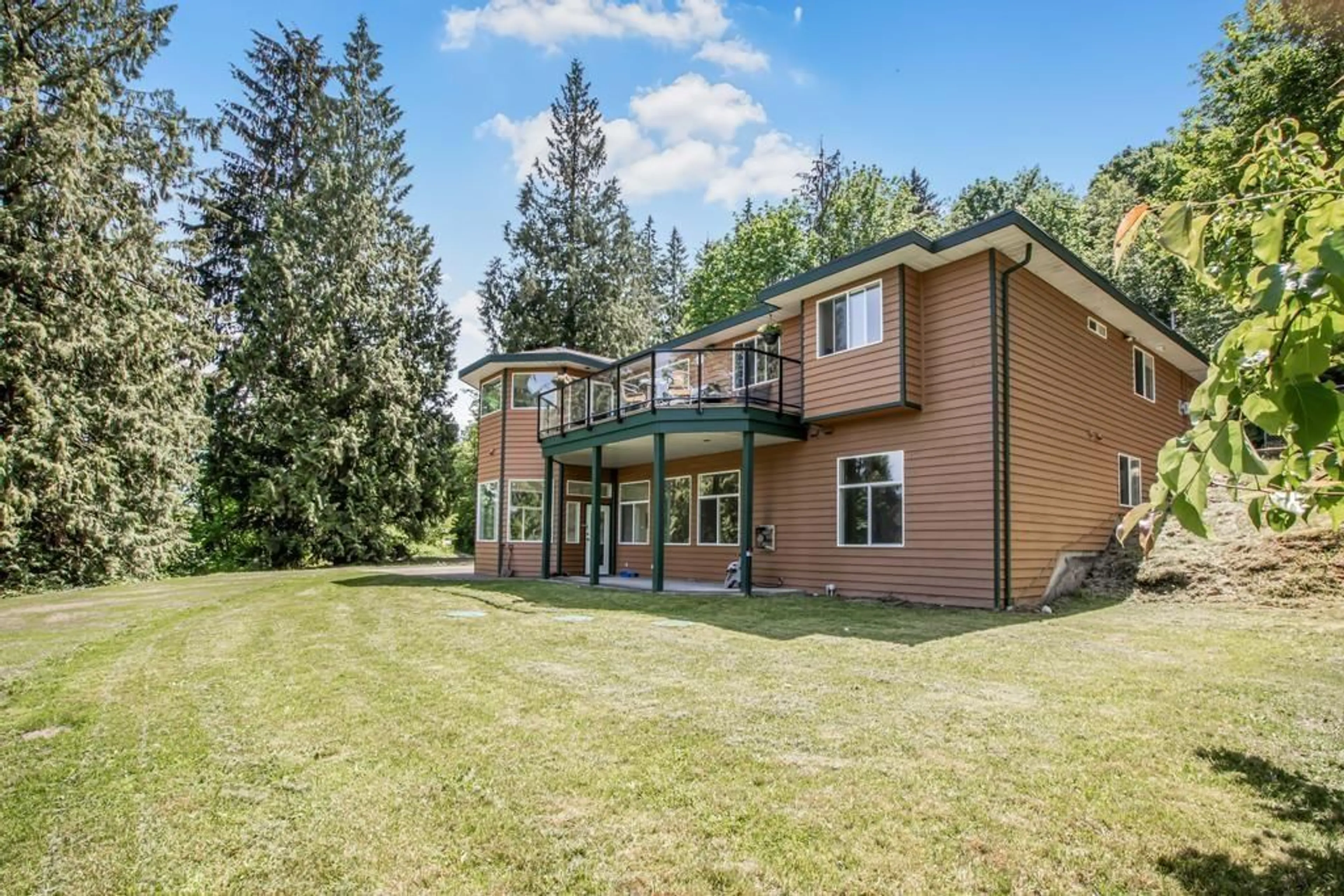 Patio, unknown for 31161 SILVERHILL, Mission British Columbia V4S1G8