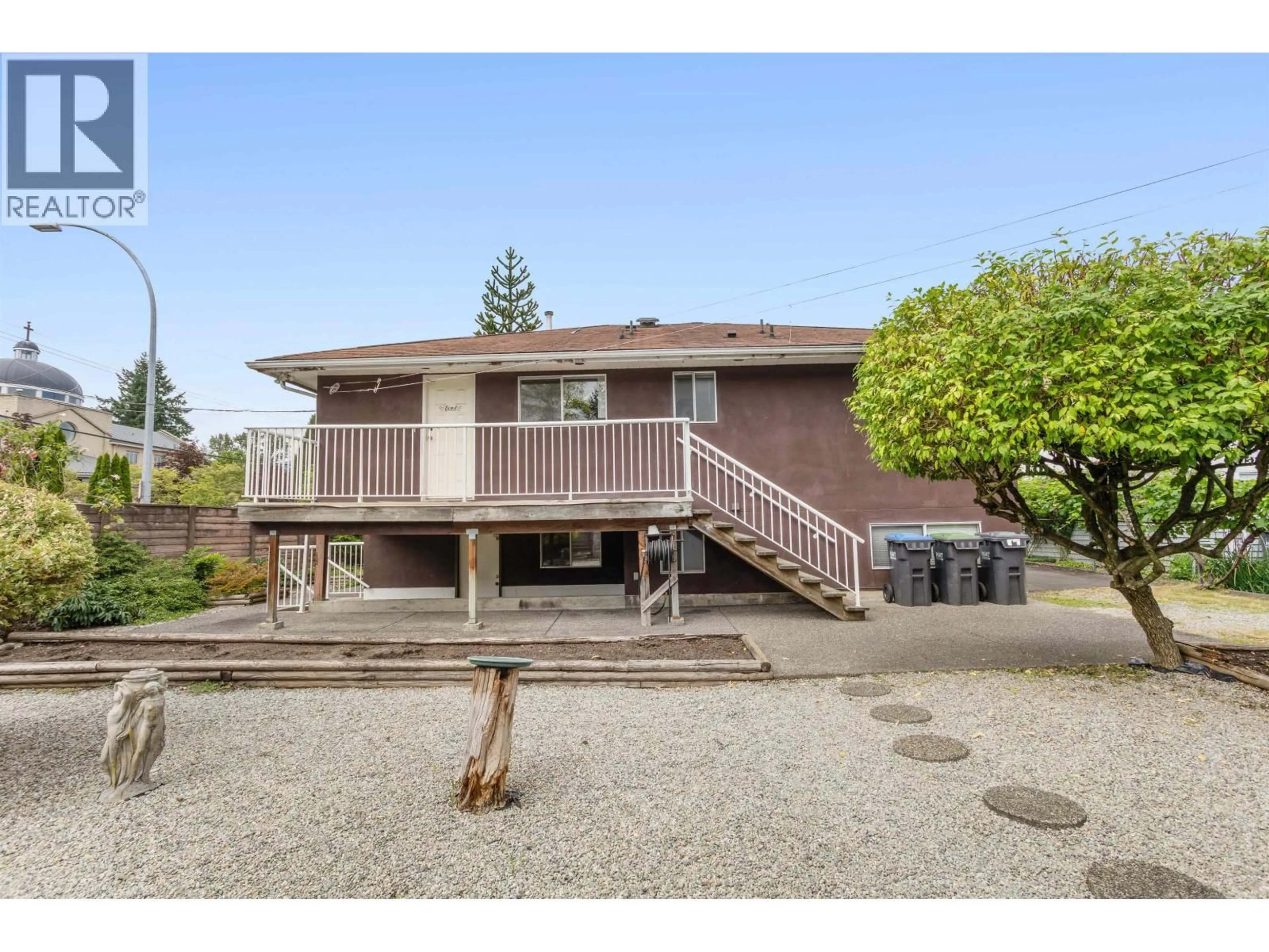 A pic from outside/outdoor area/front of a property/back of a property/a pic from drone, unknown for 2192 GRANT AVENUE, Port Coquitlam British Columbia V3B1R2