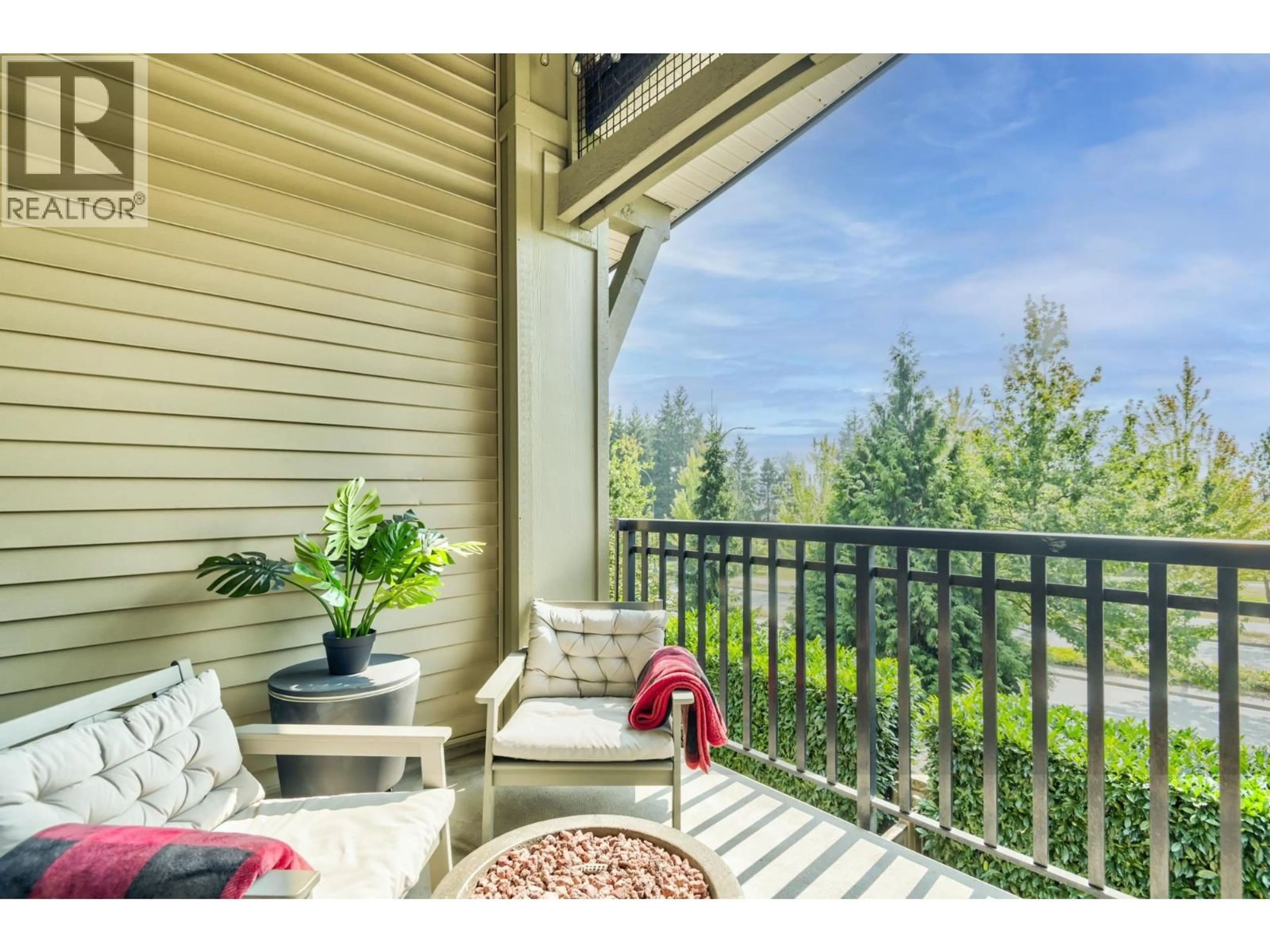 Patio, water/lake/river/ocean view for 103 - 1322 GENEST WAY, Coquitlam British Columbia V3E0A4