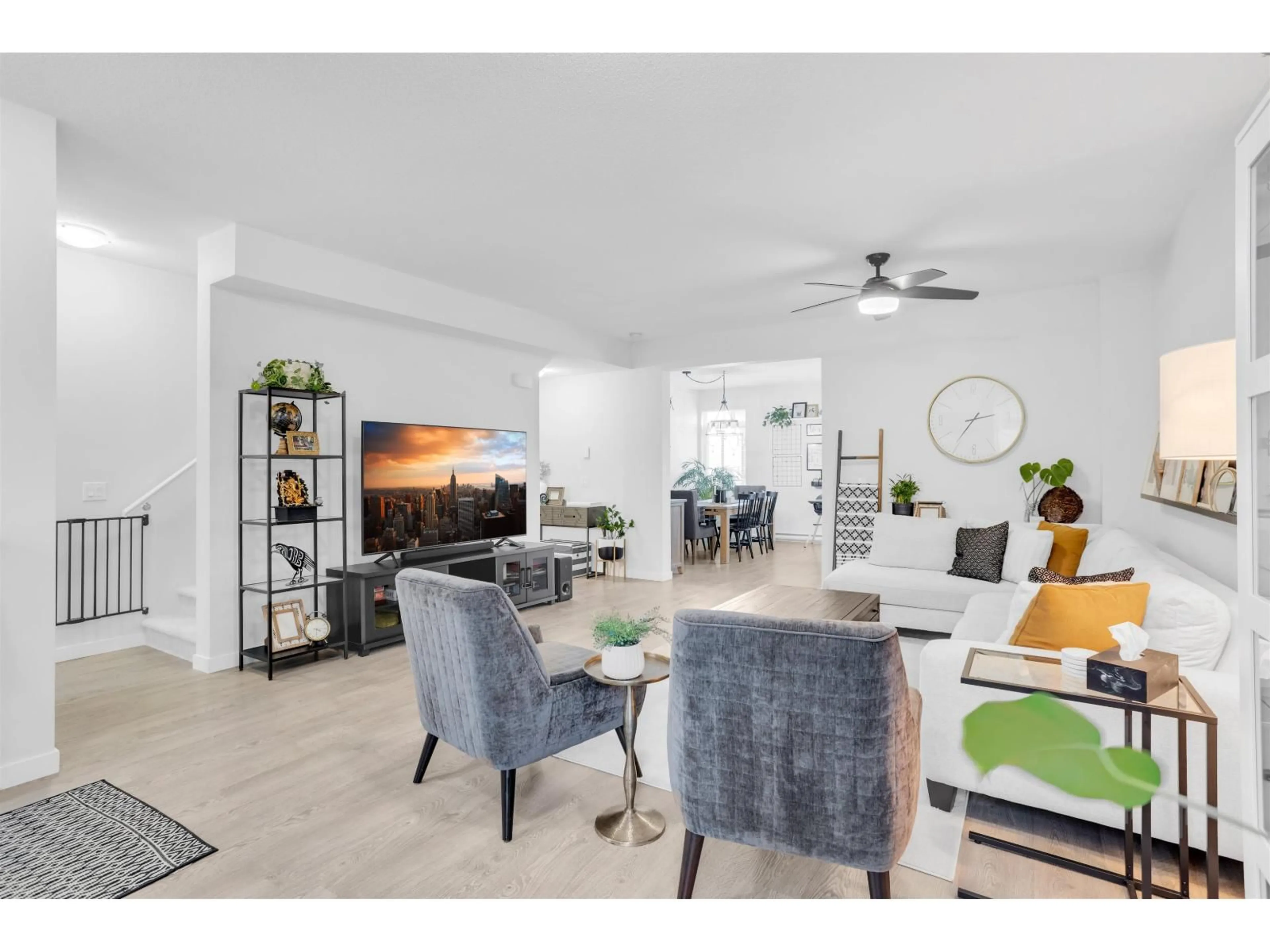 Living room with furniture, unknown for 107 - 15111 EDMUND, Surrey British Columbia V3S0A5