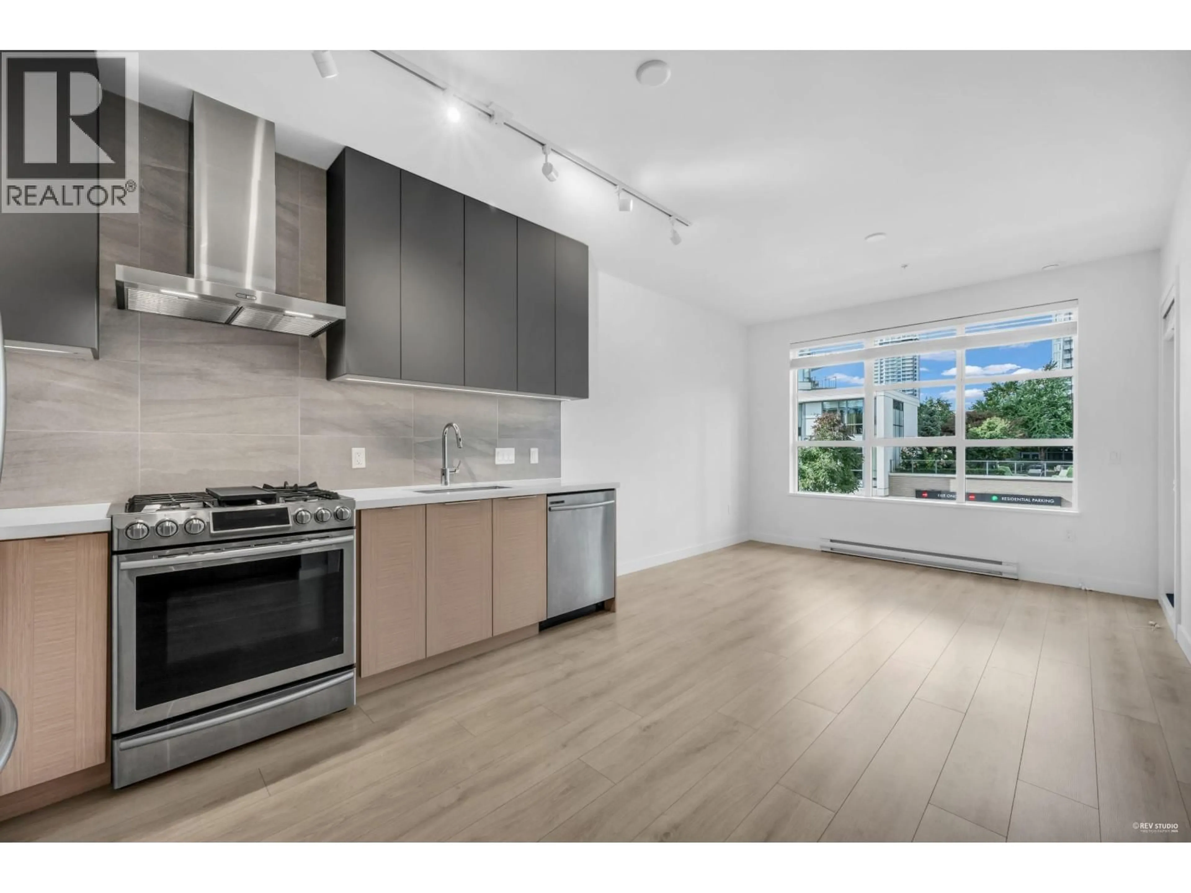 Open concept kitchen, unknown for 210 - 603 REGAN AVENUE, Coquitlam British Columbia V3J0K2