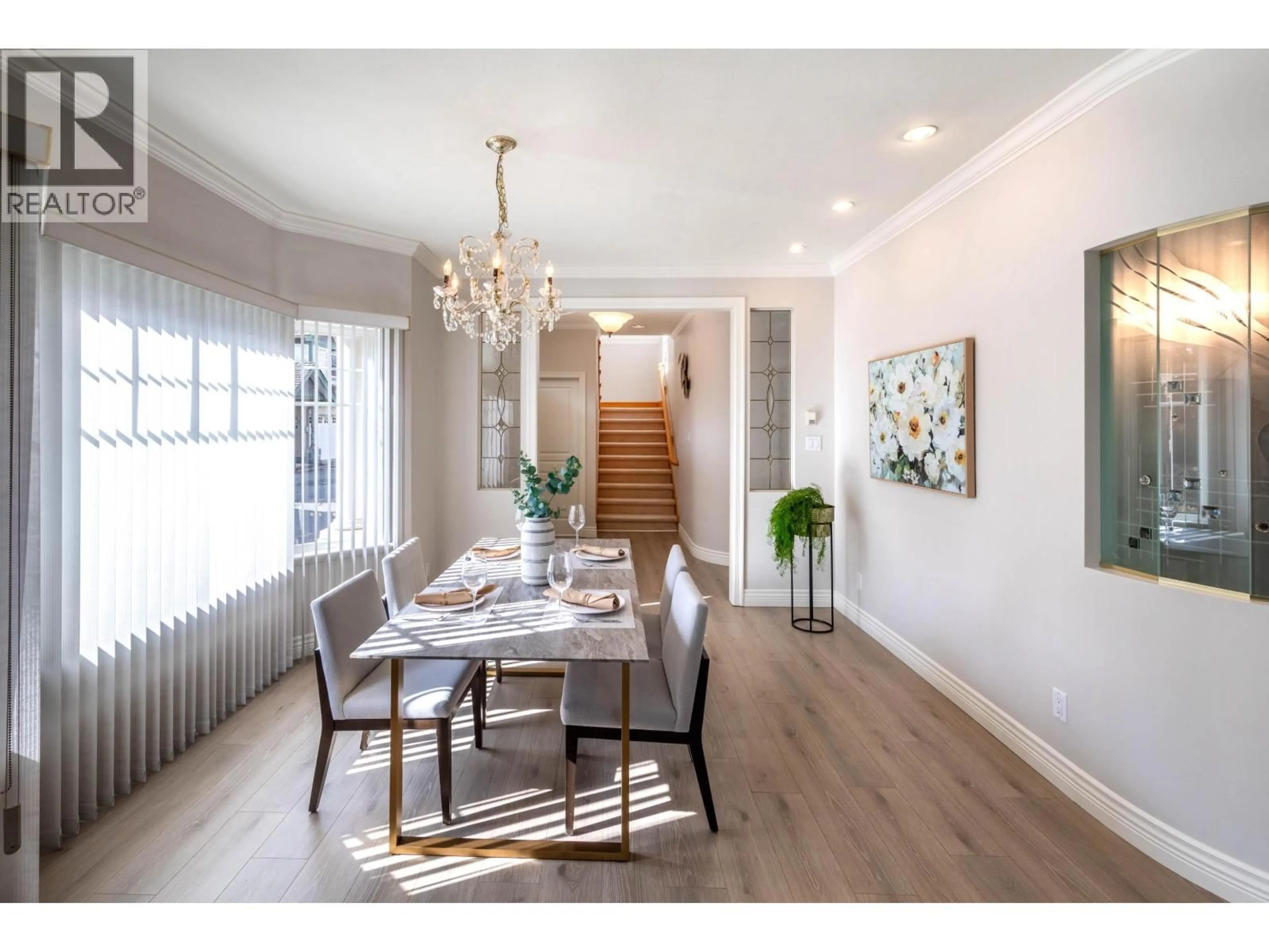 Dining room, wood/laminate floor for 4 - 7600 BLUNDELL ROAD, Richmond British Columbia V6Y4E1