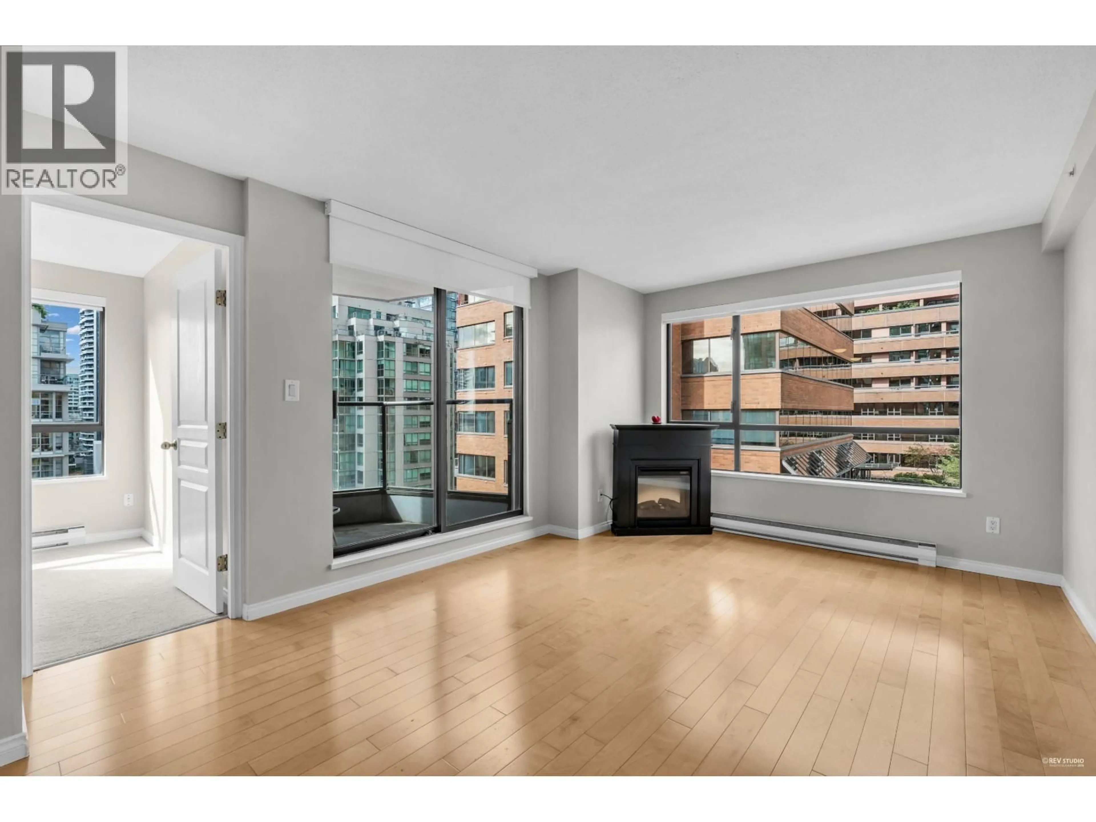 Unknown for 1608 - 1189 HOWE STREET, Vancouver British Columbia V6Z2X4
