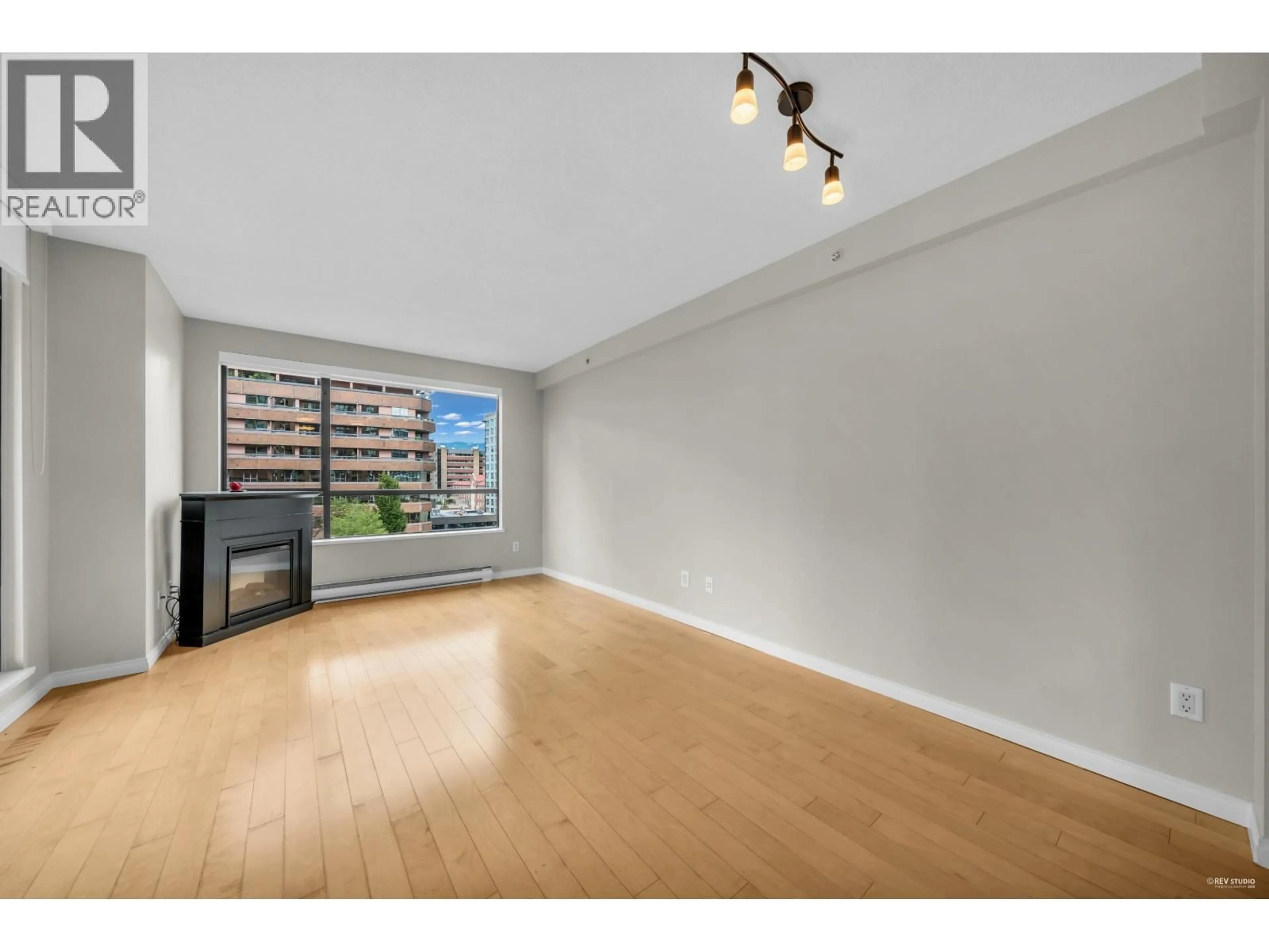 A pic of a room for 1608 - 1189 HOWE STREET, Vancouver British Columbia V6Z2X4