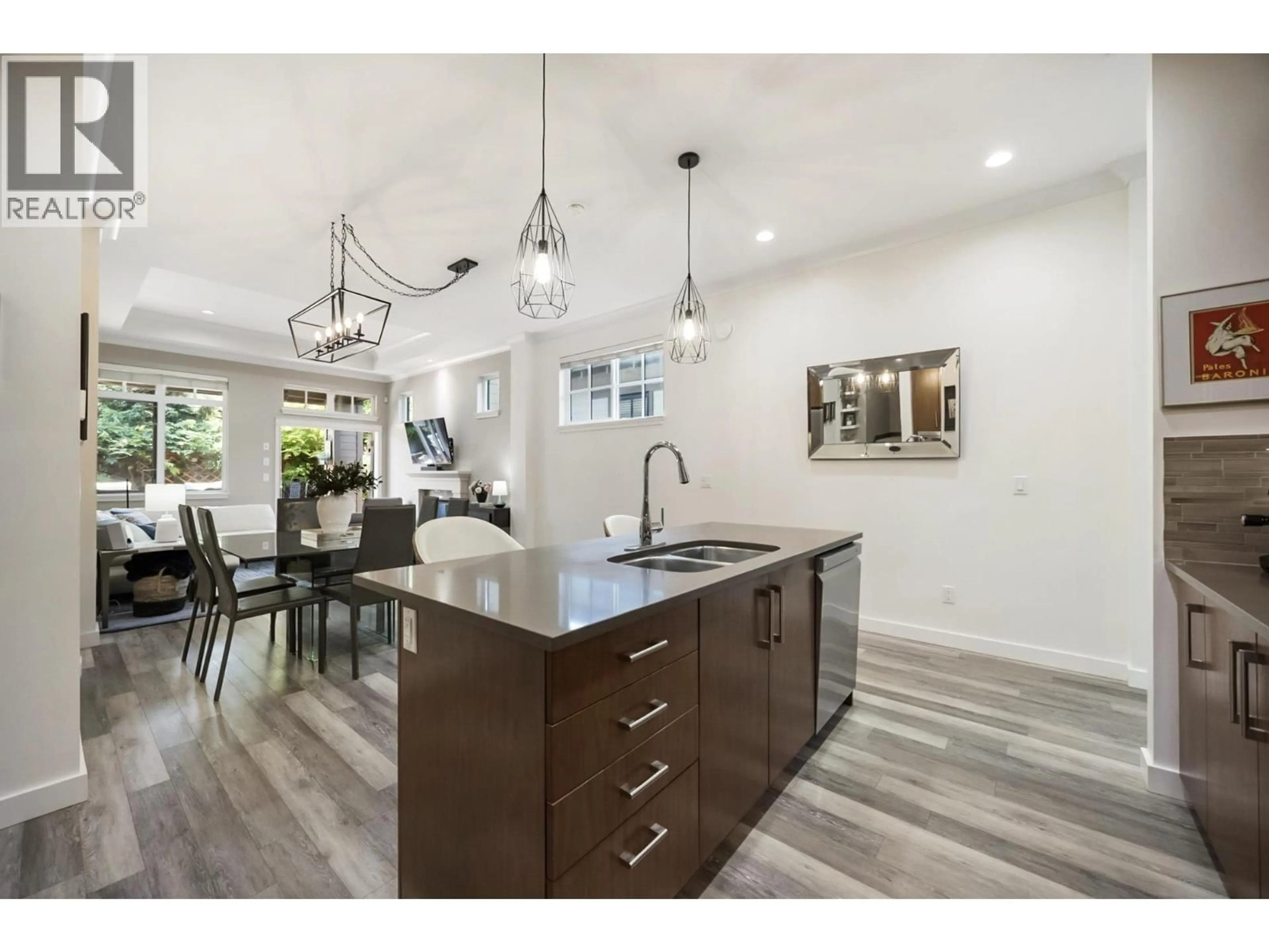 Open concept kitchen, unknown for 5072 WILLOW SPRINGS AVENUE, Tsawwassen British Columbia V4M0A7