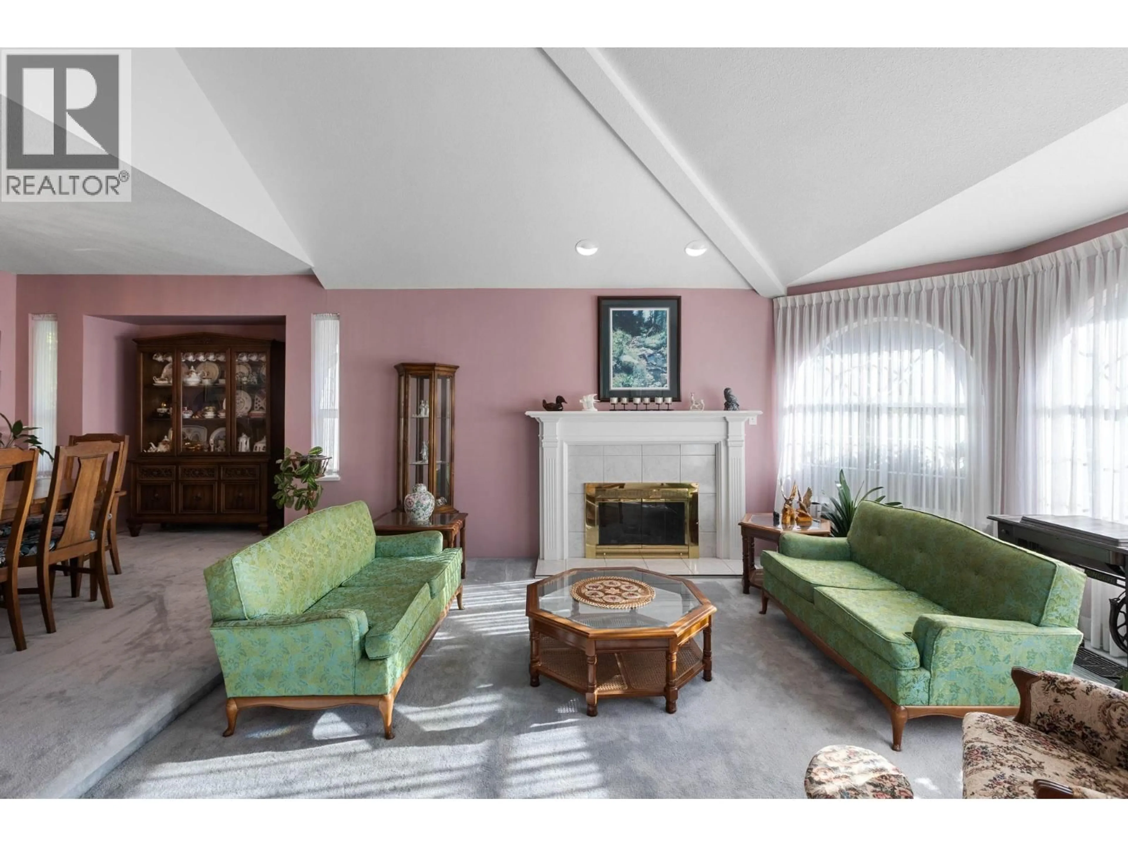 Living room with furniture, unknown for 2826 THIMBLEBERRY COURT, Coquitlam British Columbia V3E2T3