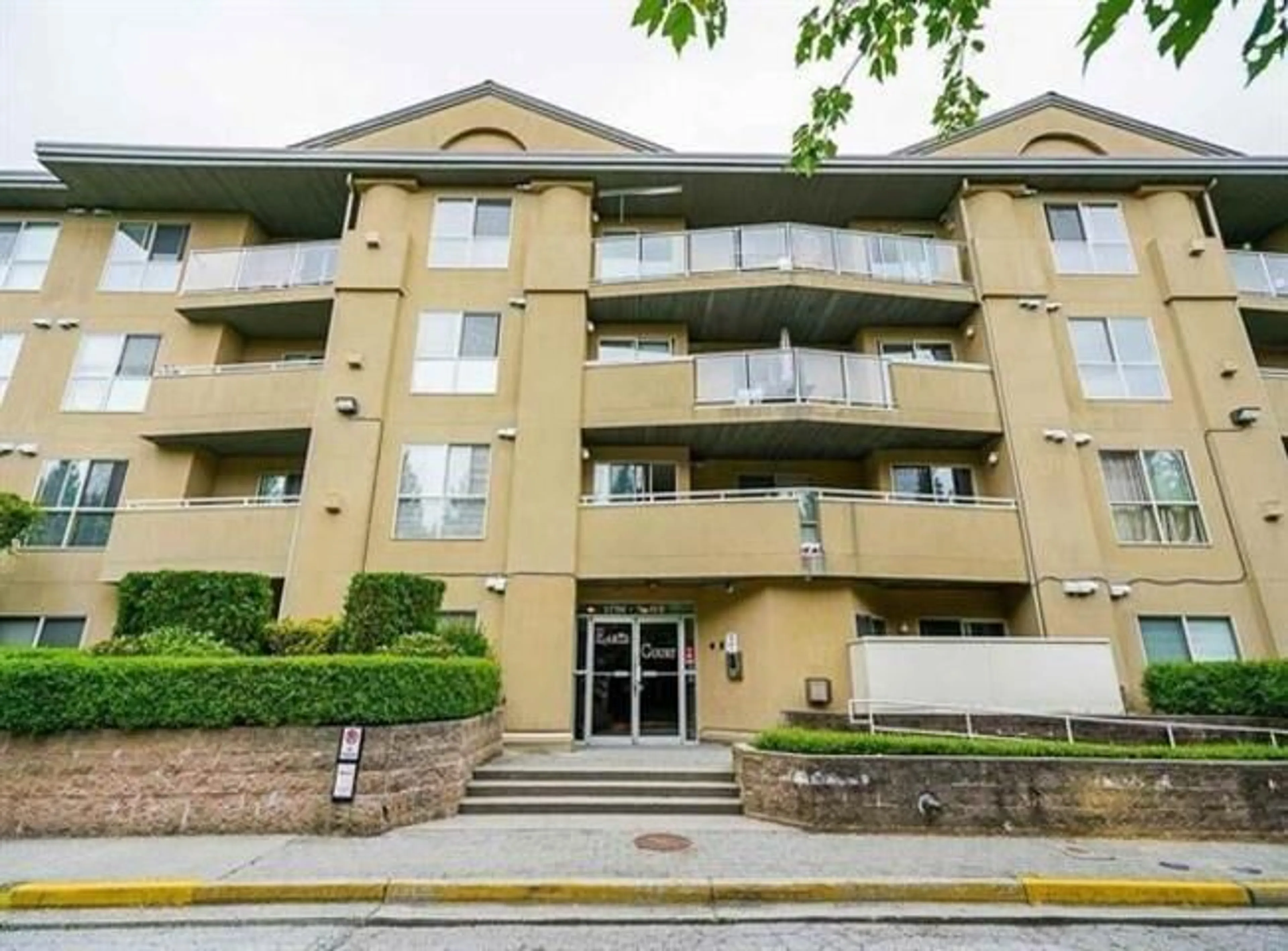 Unknown for 313 - 13780 76, Surrey British Columbia V3W1E5