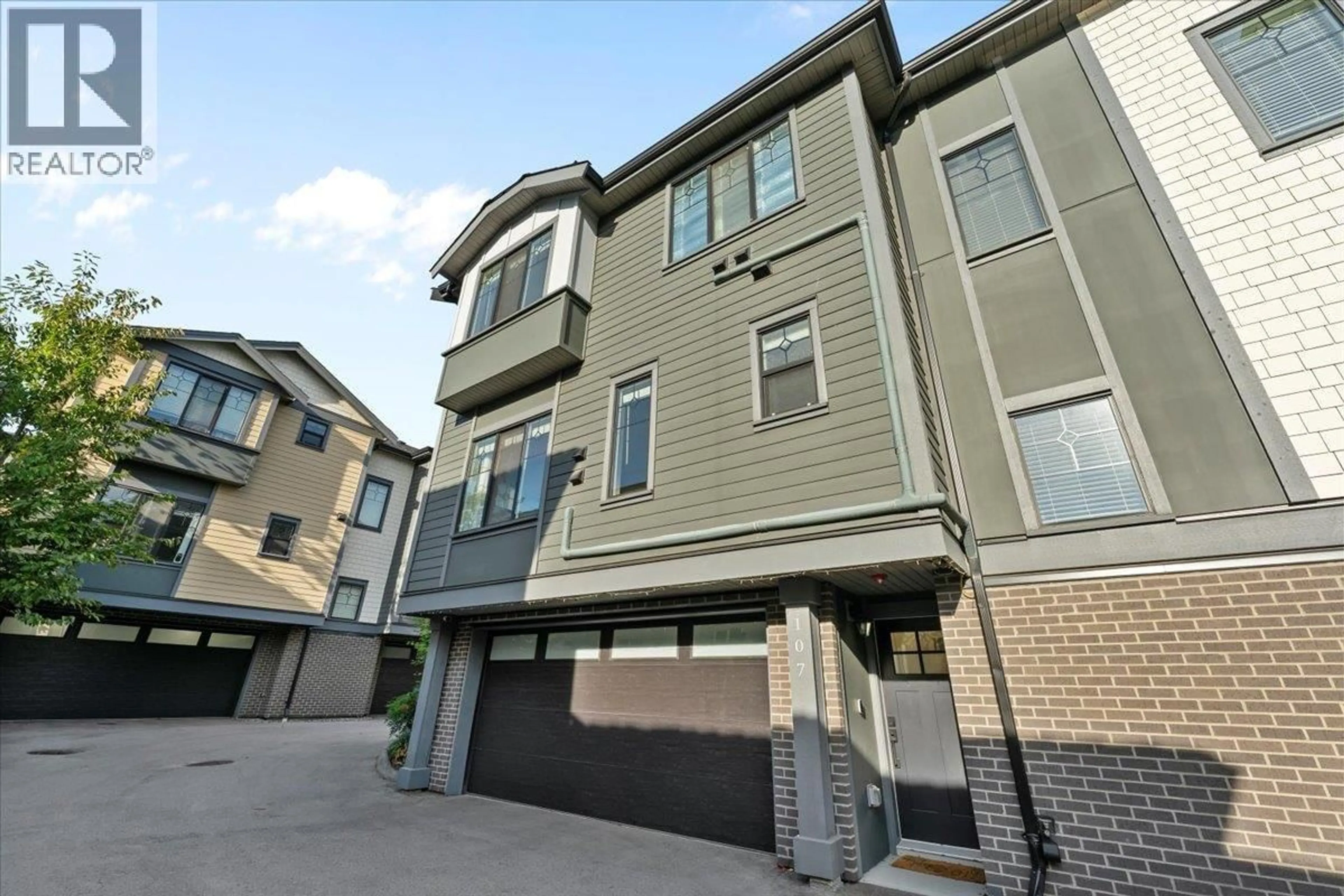 Unknown for 107 - 258 HART STREET, Coquitlam British Columbia V3K1R4
