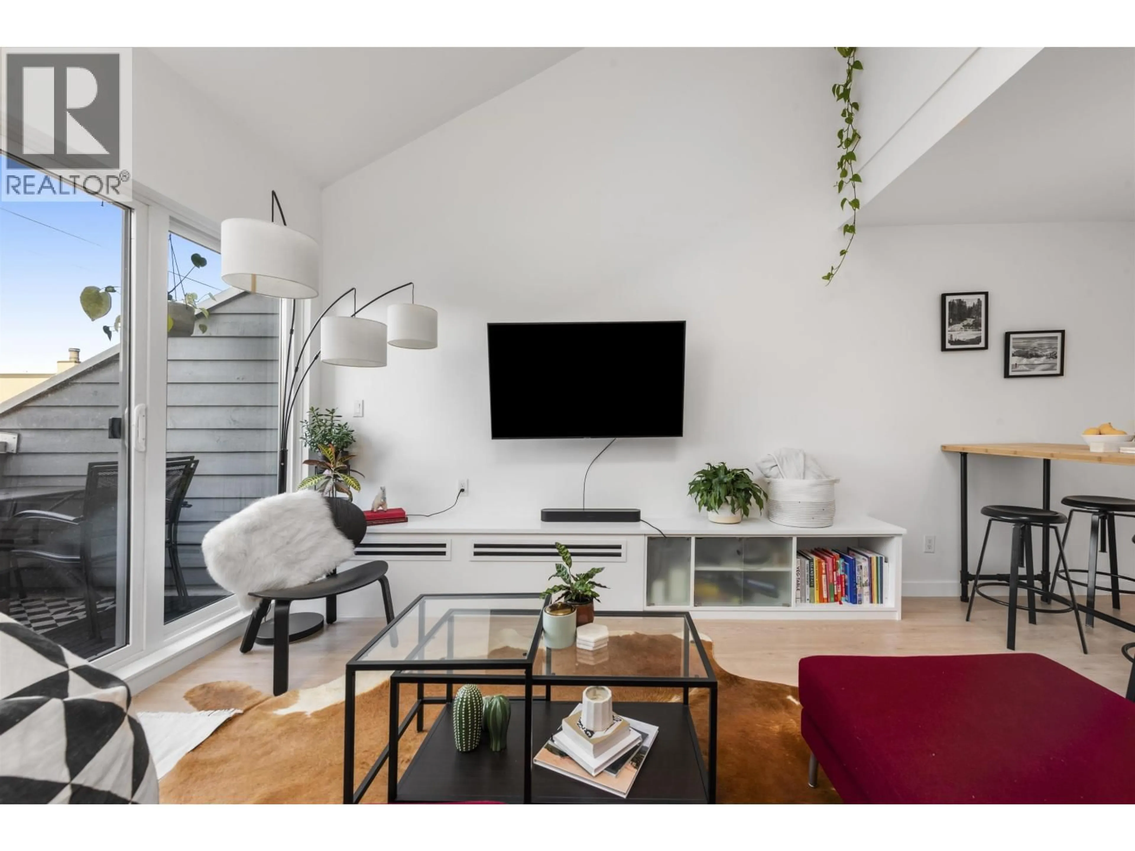 Living room with furniture, unknown for PH7 - 2125 YORK AVENUE, Vancouver British Columbia V6K1C4