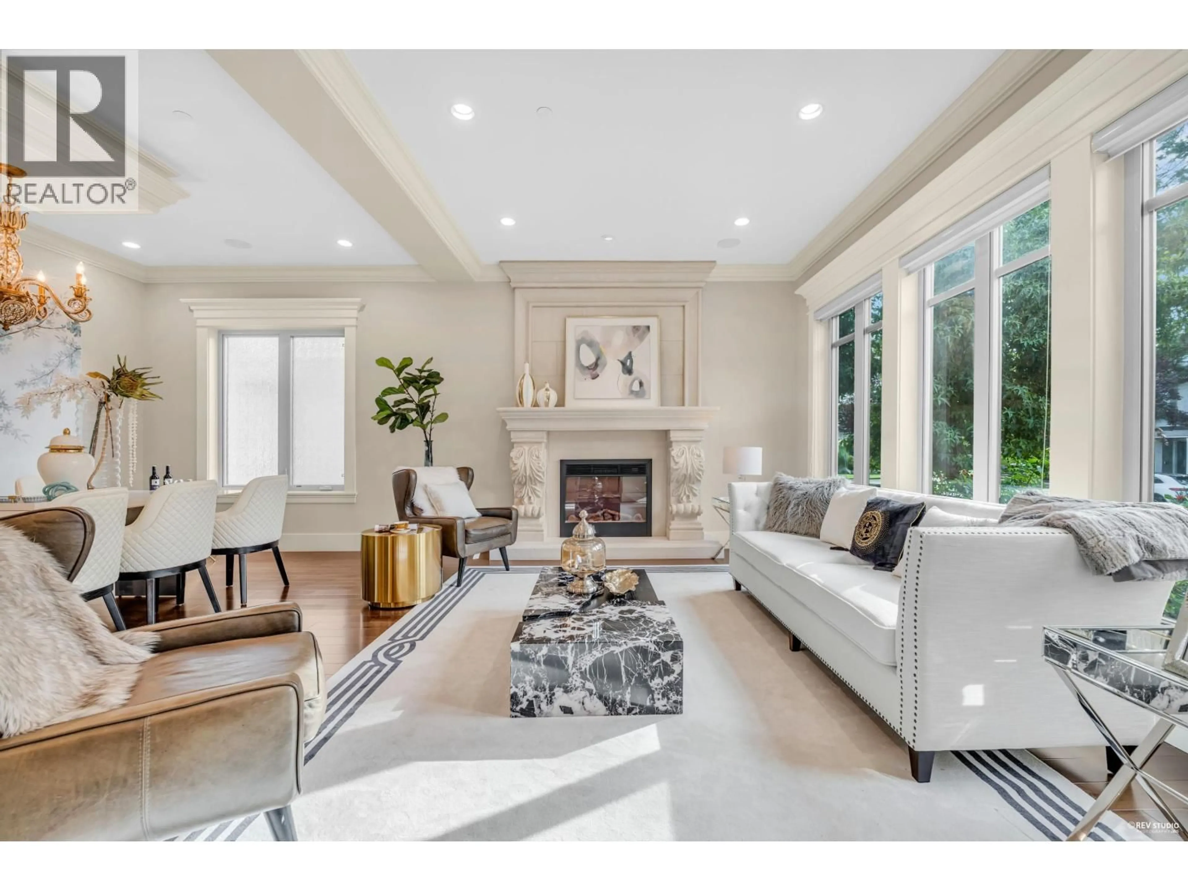 Living room with furniture, unknown for 2653 MCBAIN AVENUE, Vancouver British Columbia V6L2C7