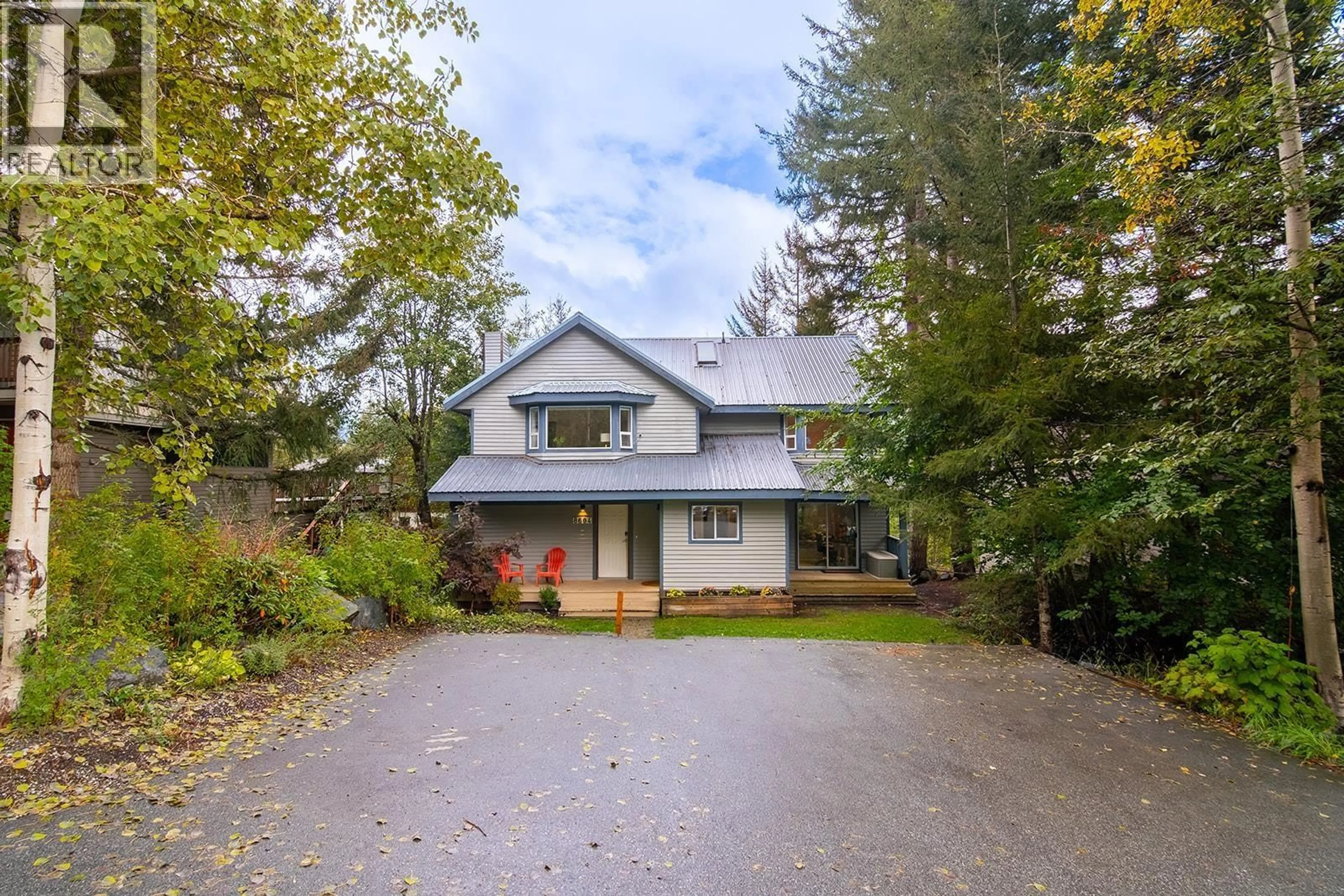 A pic from outside/outdoor area/front of a property/back of a property/a pic from drone, street for 8604 FISSILE LANE, Whistler British Columbia V8E0G1