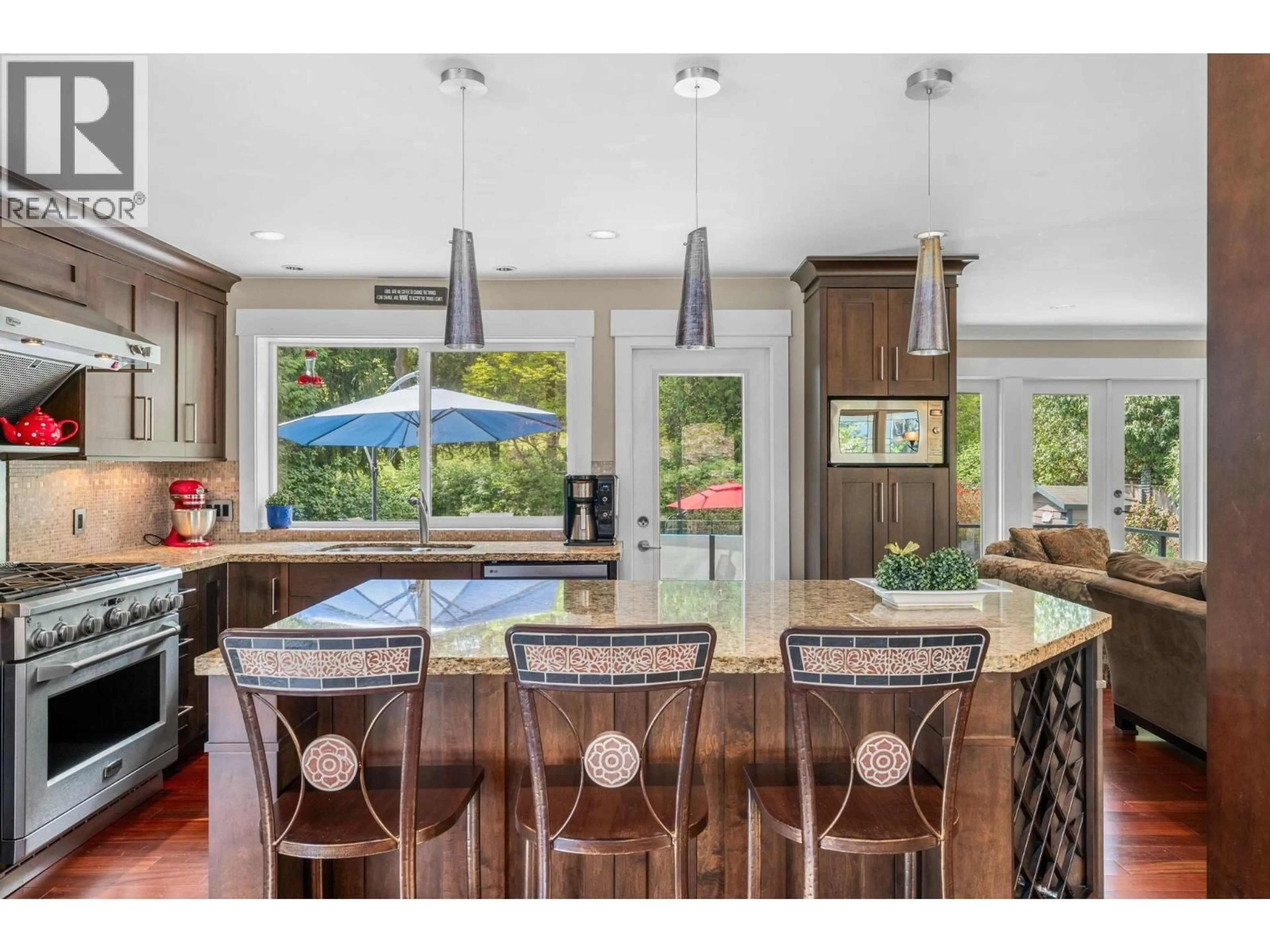 Open concept kitchen, unknown for 871 FAIRWAY DRIVE, North Vancouver British Columbia V7G1Z5