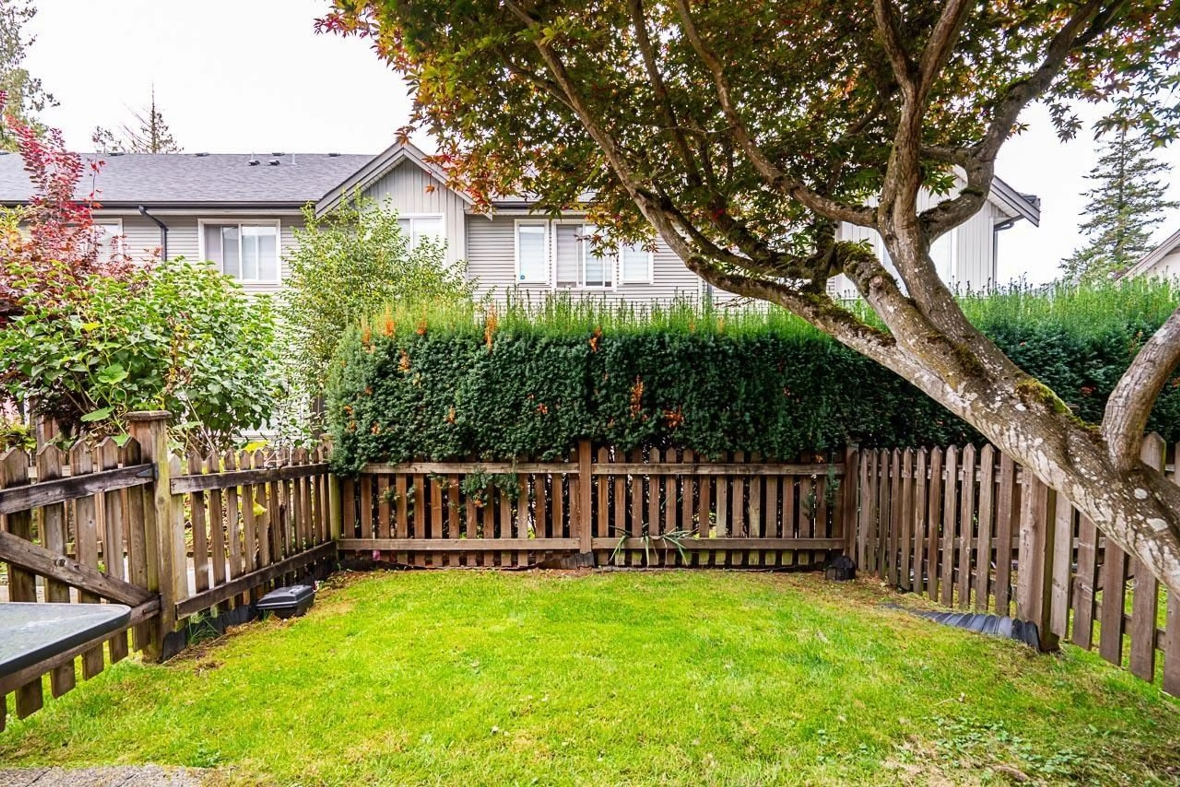 Patio, street for 21 - 12677 63, Surrey British Columbia V3X3T3