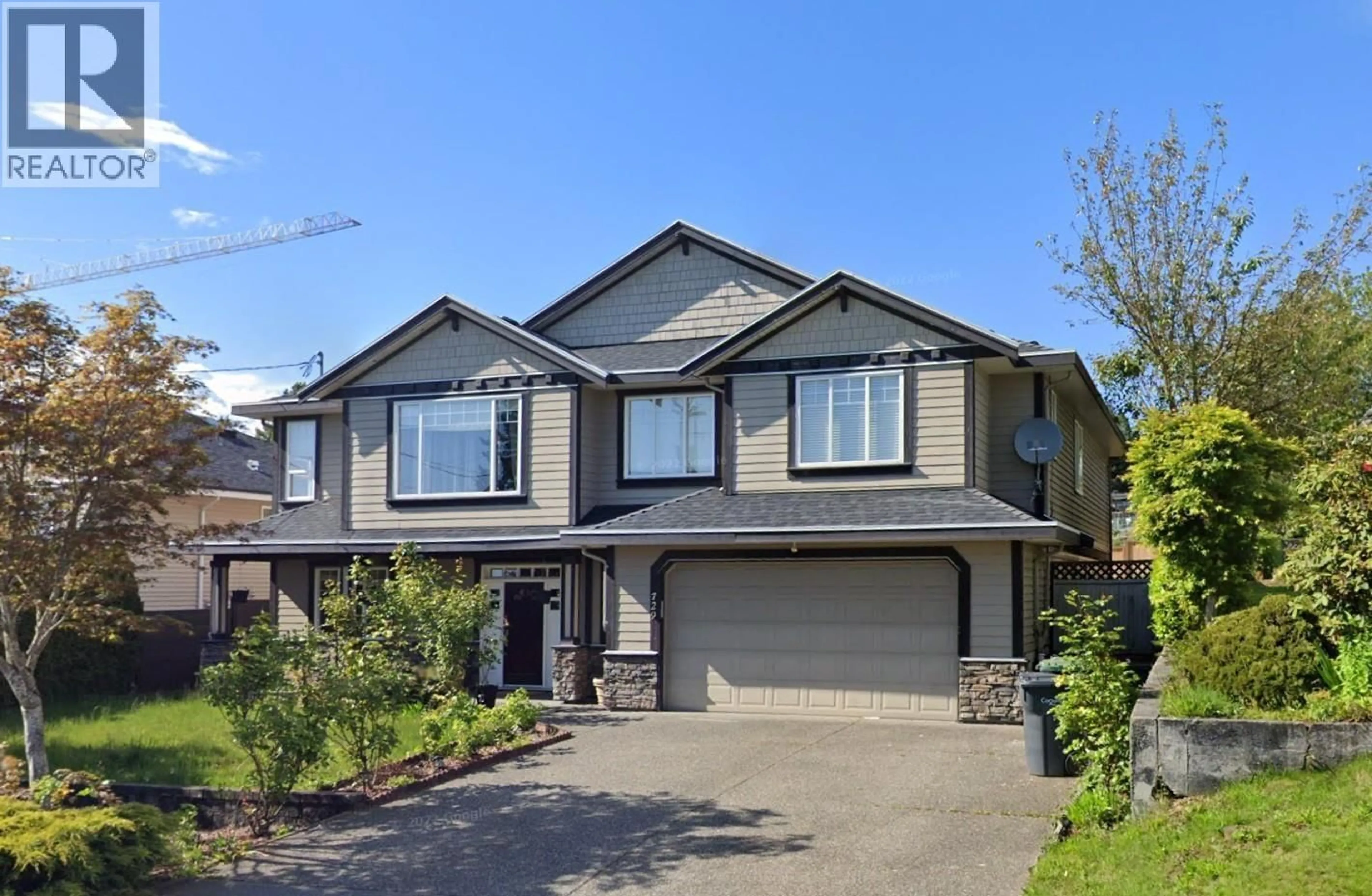 Home with vinyl exterior material, street for 729 DELESTRE AVENUE, Coquitlam British Columbia V3K2G2