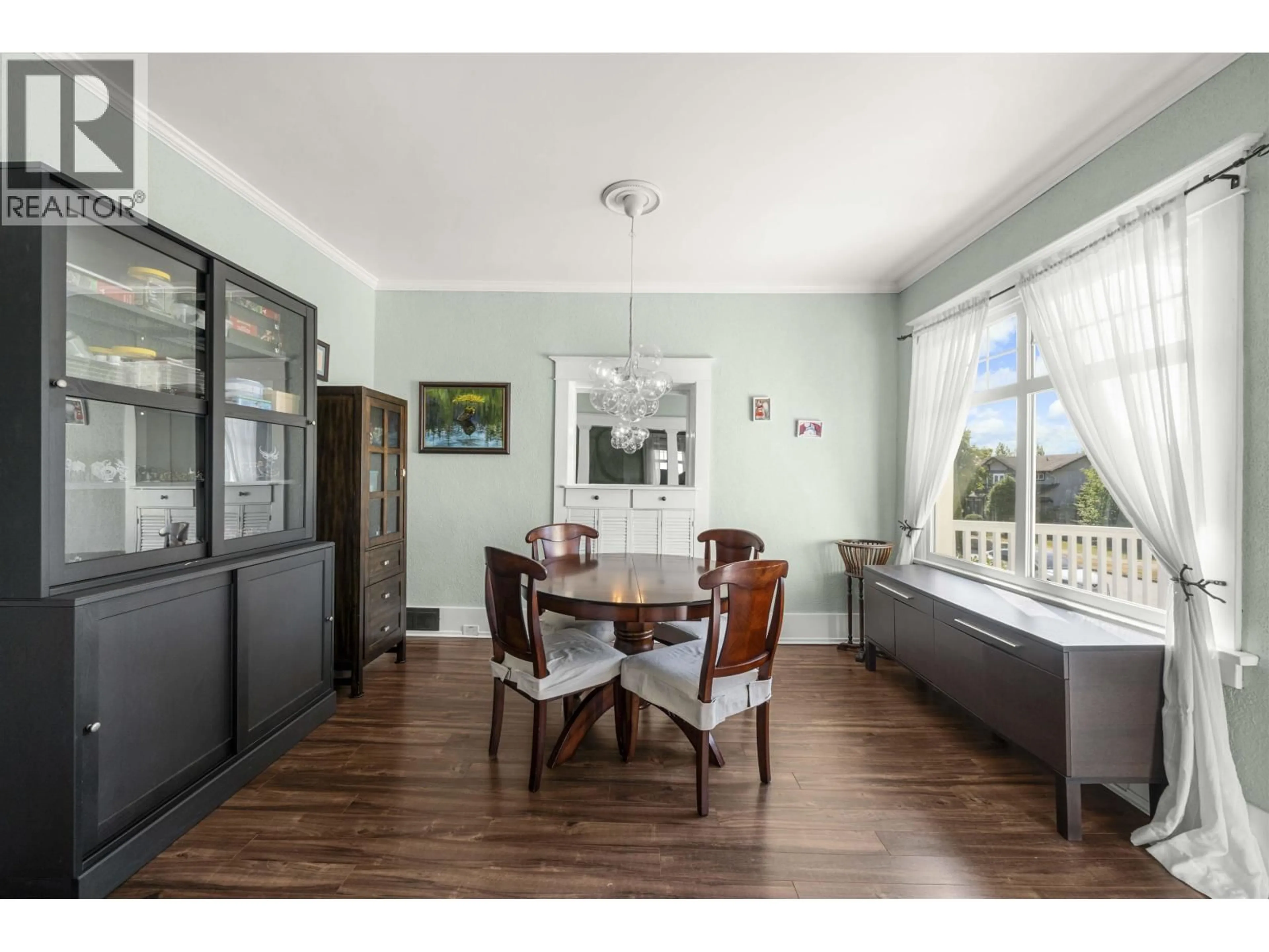 Dining room, wood/laminate floor for 4139 PANDORA STREET, Burnaby British Columbia V5C2B2