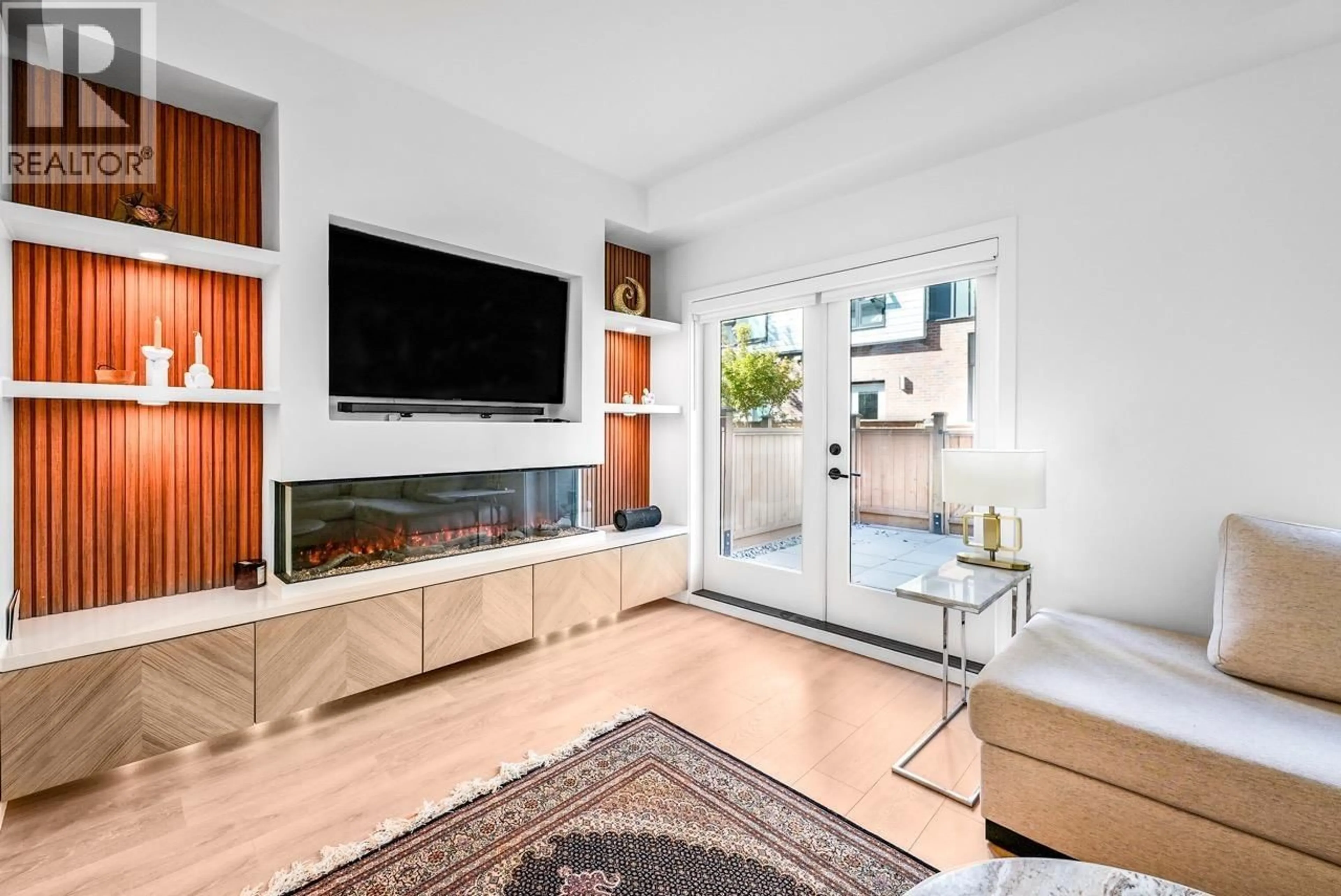 Home theater for 137 - 535 2ND STREET, North Vancouver British Columbia V7L1E1
