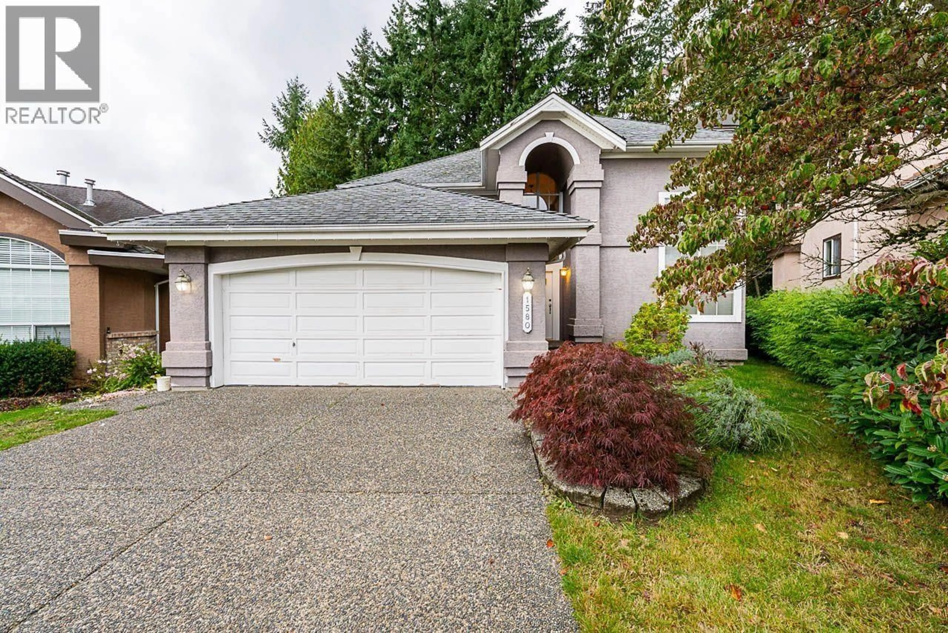 Home with vinyl exterior material, street for 1580 WINTERGREEN PLACE, Coquitlam British Columbia V3E2V5
