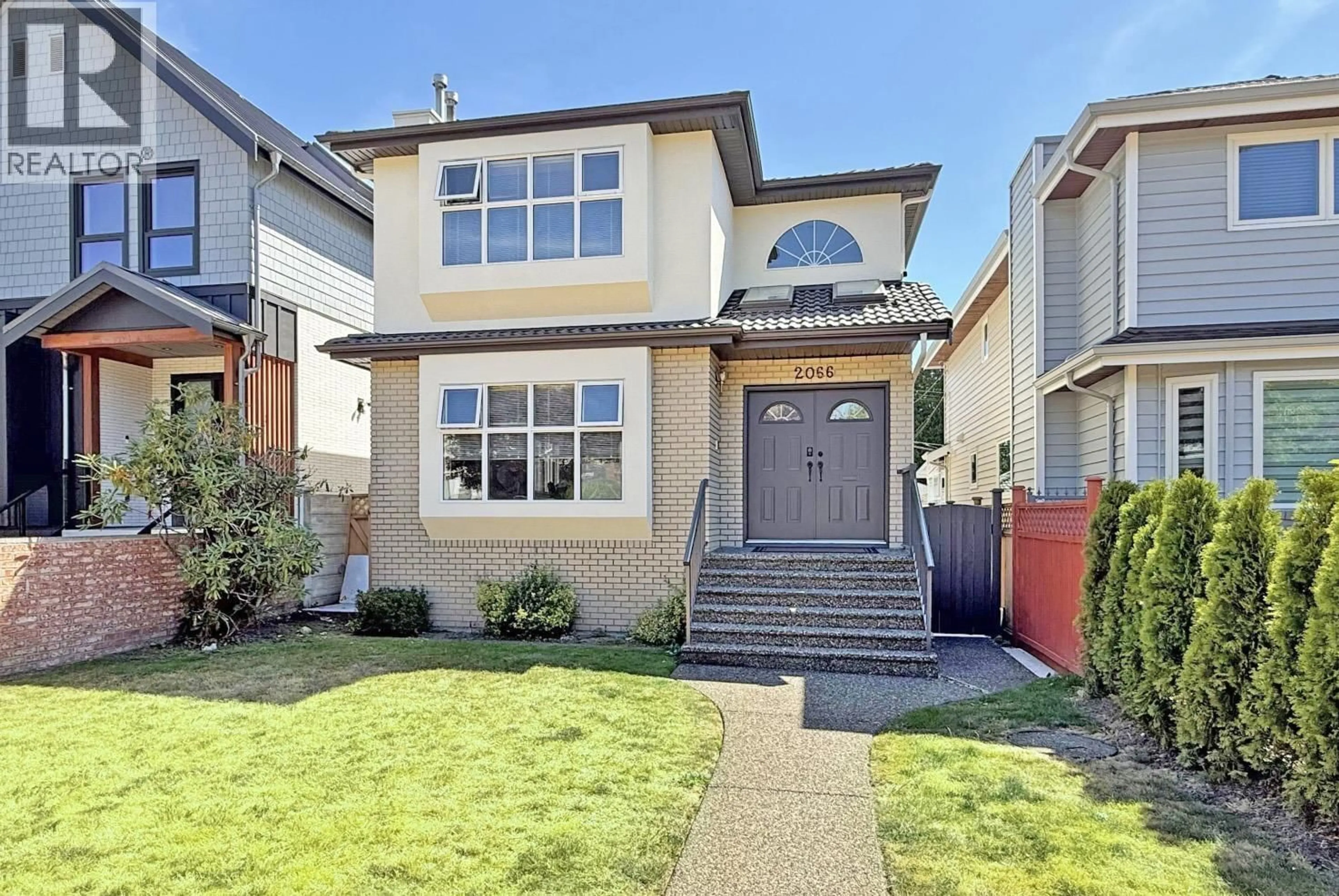 Unknown for 2066 44TH AVENUE, Vancouver British Columbia V6M2E9