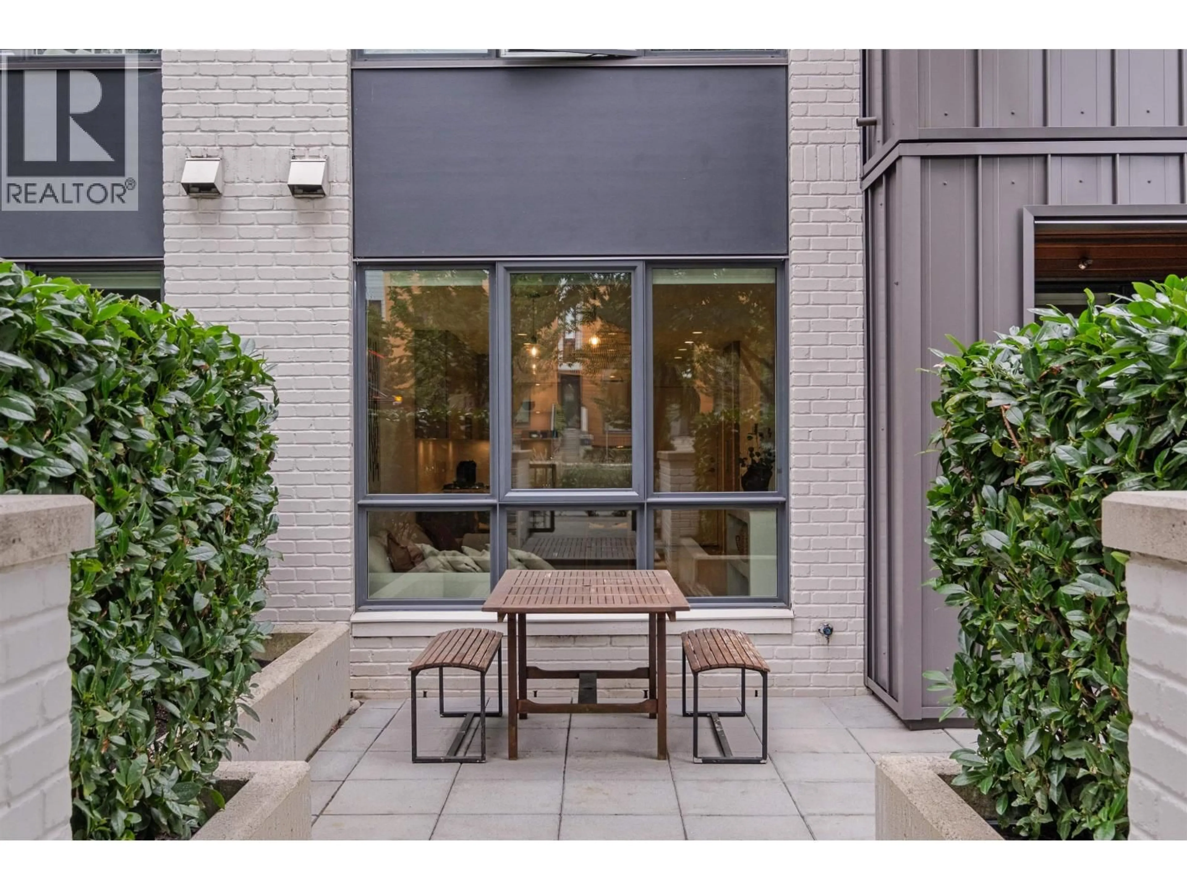 Patio, street for 102 - 733 3RD STREET, North Vancouver British Columbia V7L1G8