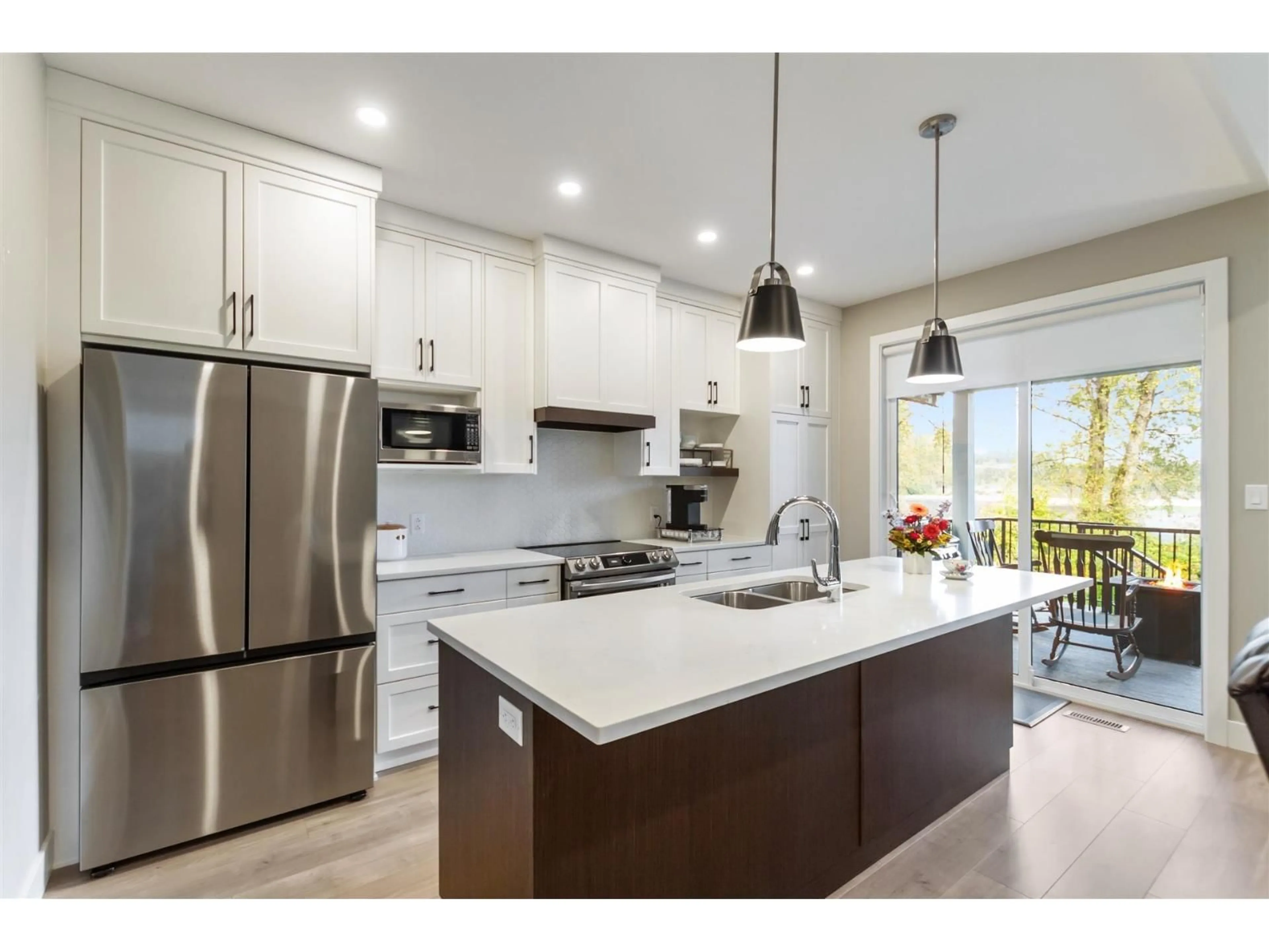 Open concept kitchen, unknown for 44588 WILLOWSTREAM ROAD, Chilliwack British Columbia V2R6J4