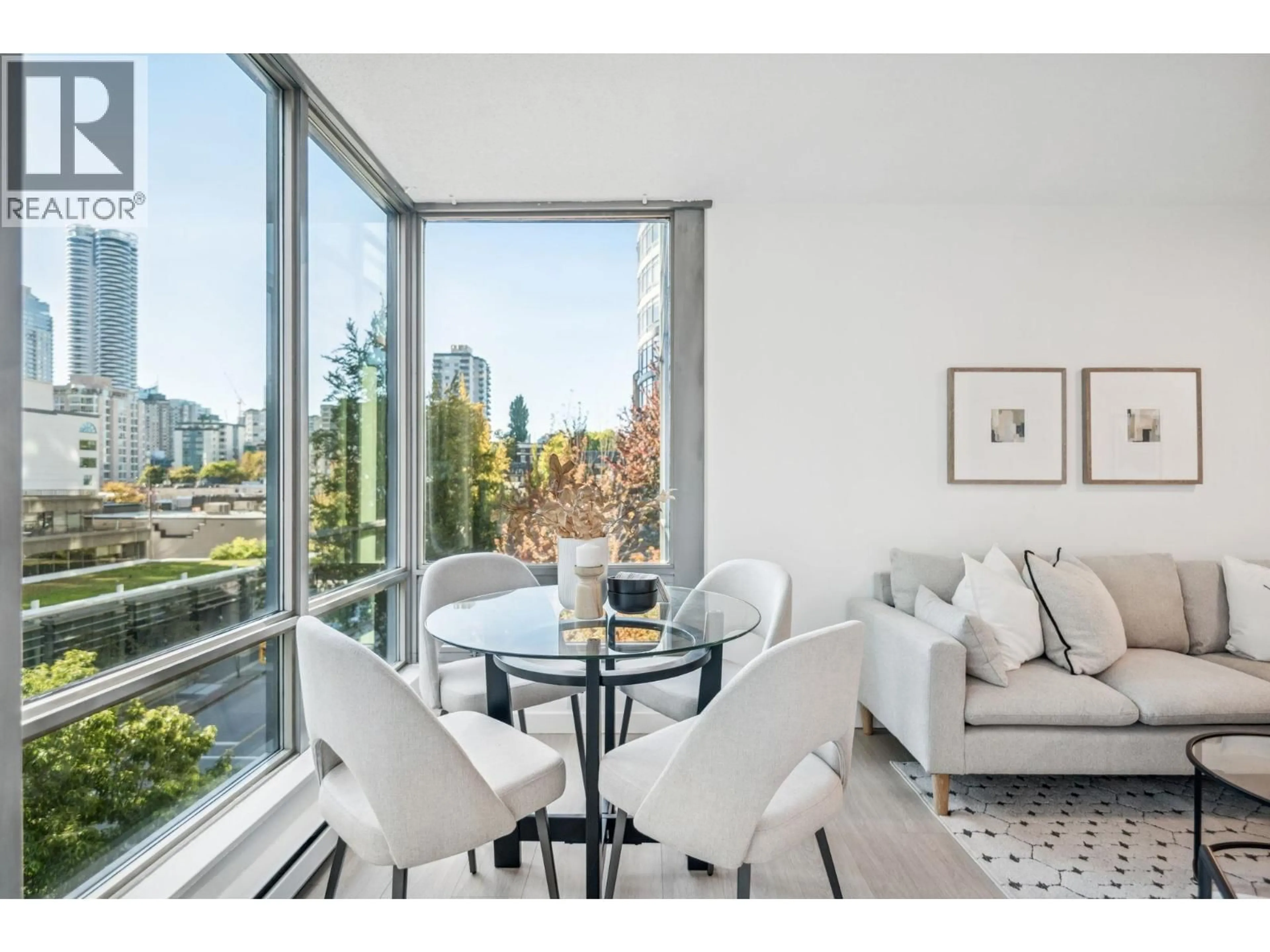 Unknown for 706 - 1200 GEORGIA STREET, Vancouver British Columbia V6E4R2