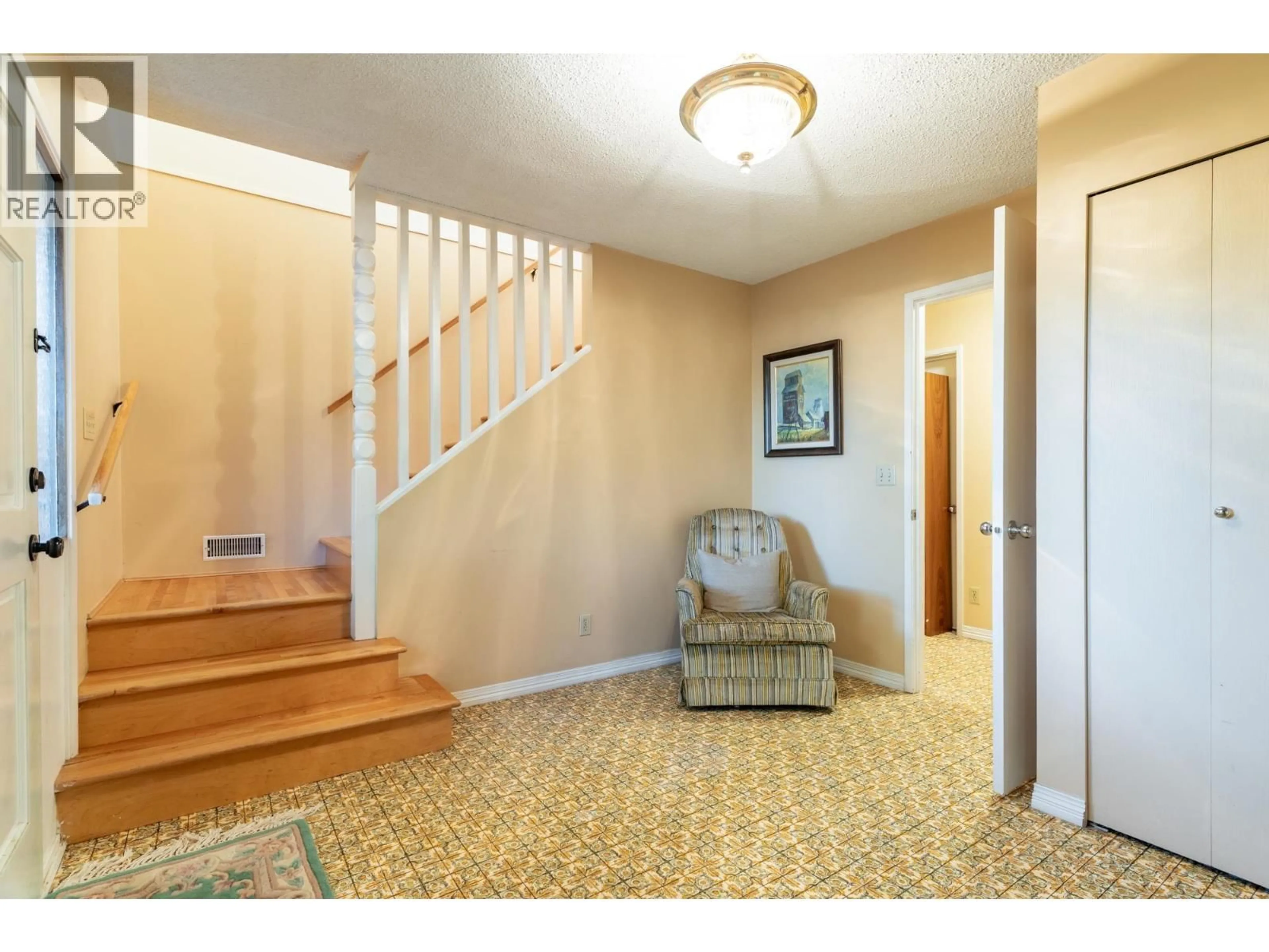 Unknown for 5602 46 AVENUE, Delta British Columbia V4K3V8
