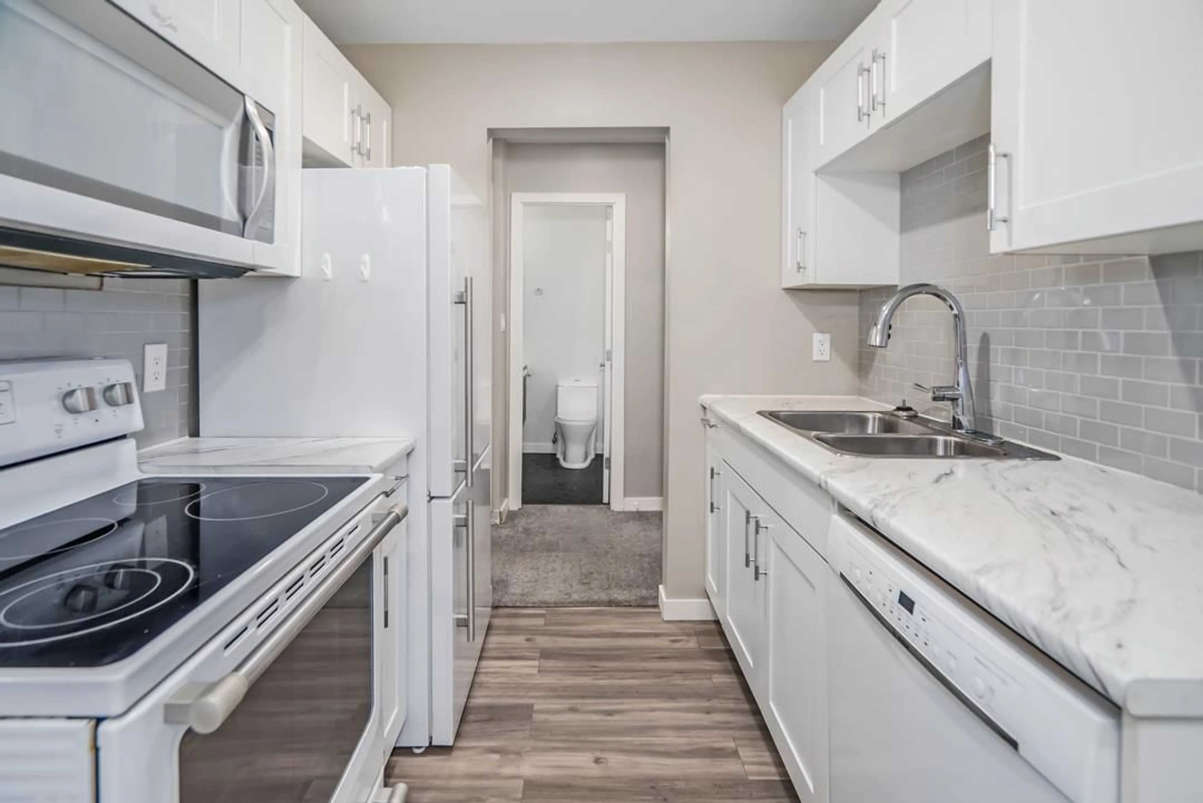 Standard kitchen, unknown for 330 - 1735 AGASSIZ-ROSEDALE HIGHWAY NO 9 HIGHWAY, Agassiz British Columbia V0M1A2
