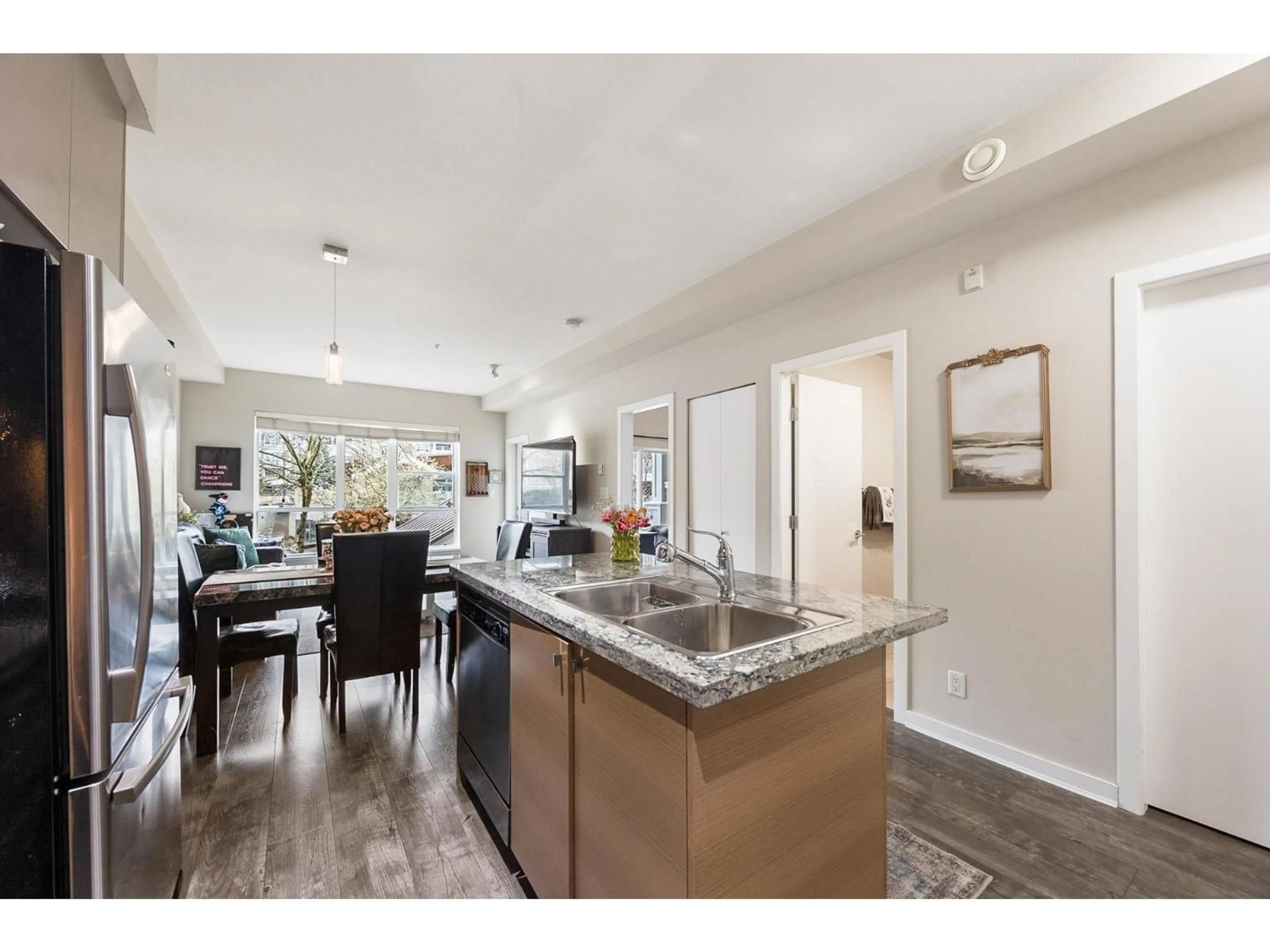Open concept kitchen, unknown for 206 - 6430 194, Surrey British Columbia V4N6J7