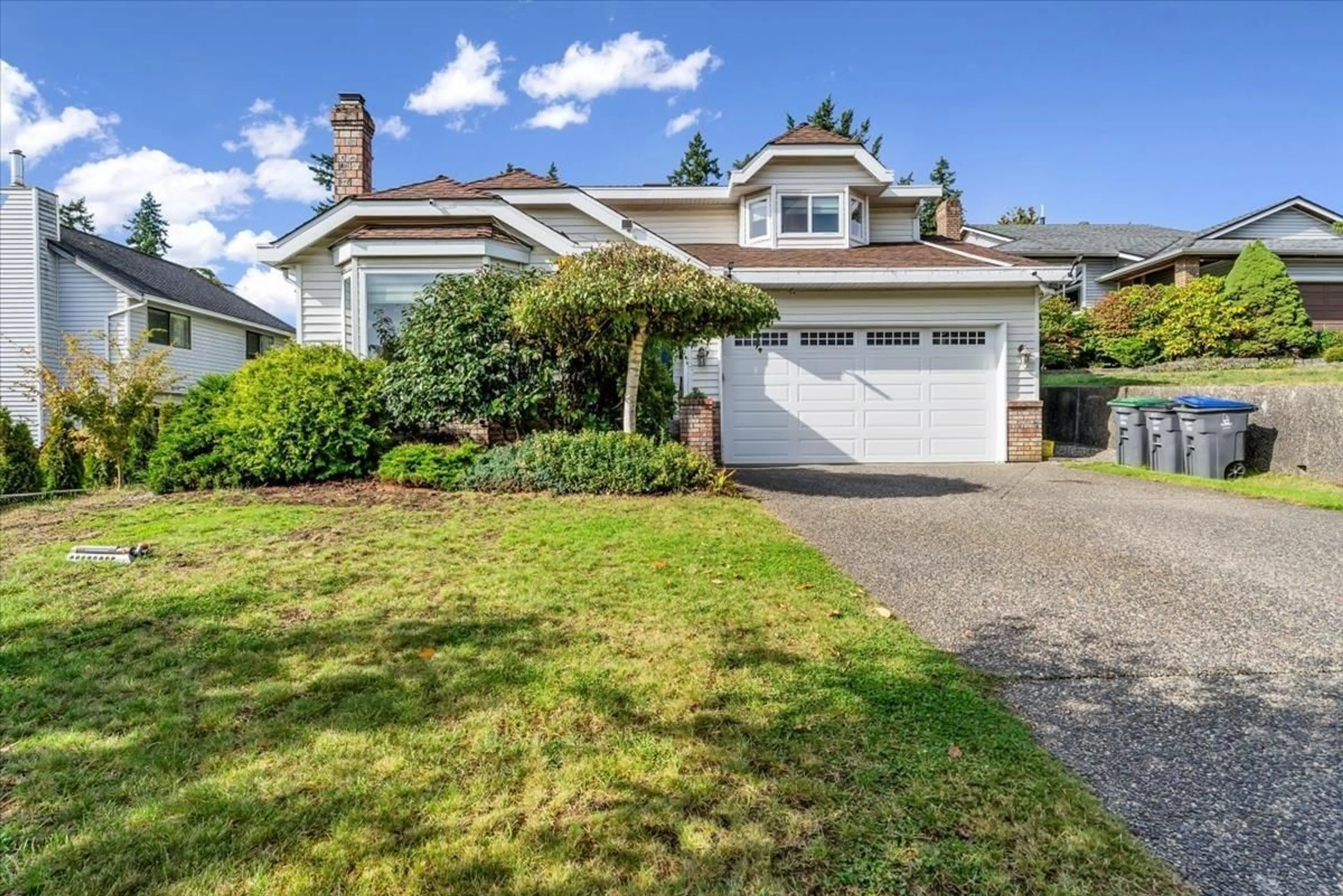 Home with vinyl exterior material, street for 7827 167A, Surrey British Columbia V3S6V2