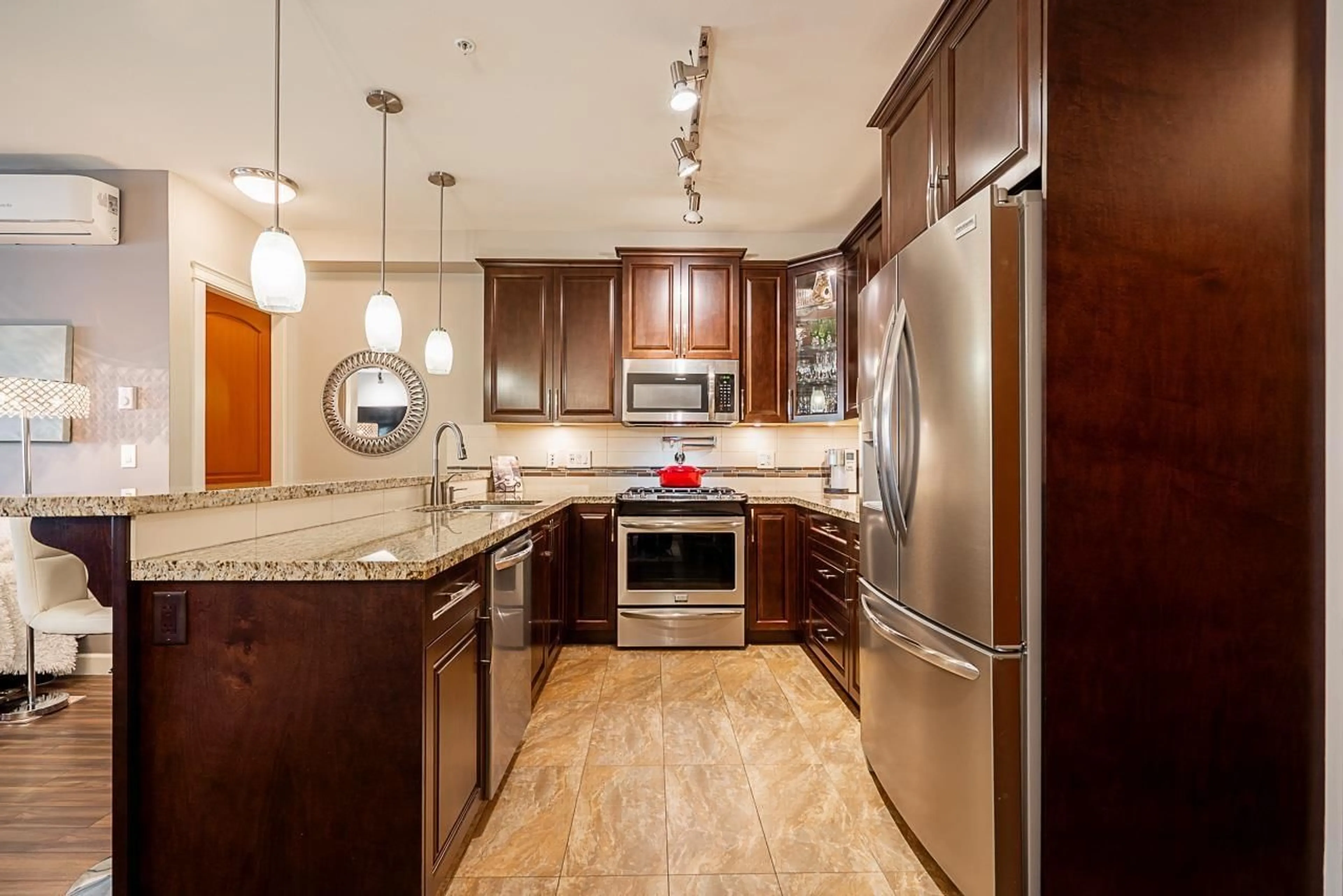 Contemporary kitchen, ceramic/tile floor for B323 - 8218 207A, Langley British Columbia V2Y0Y1