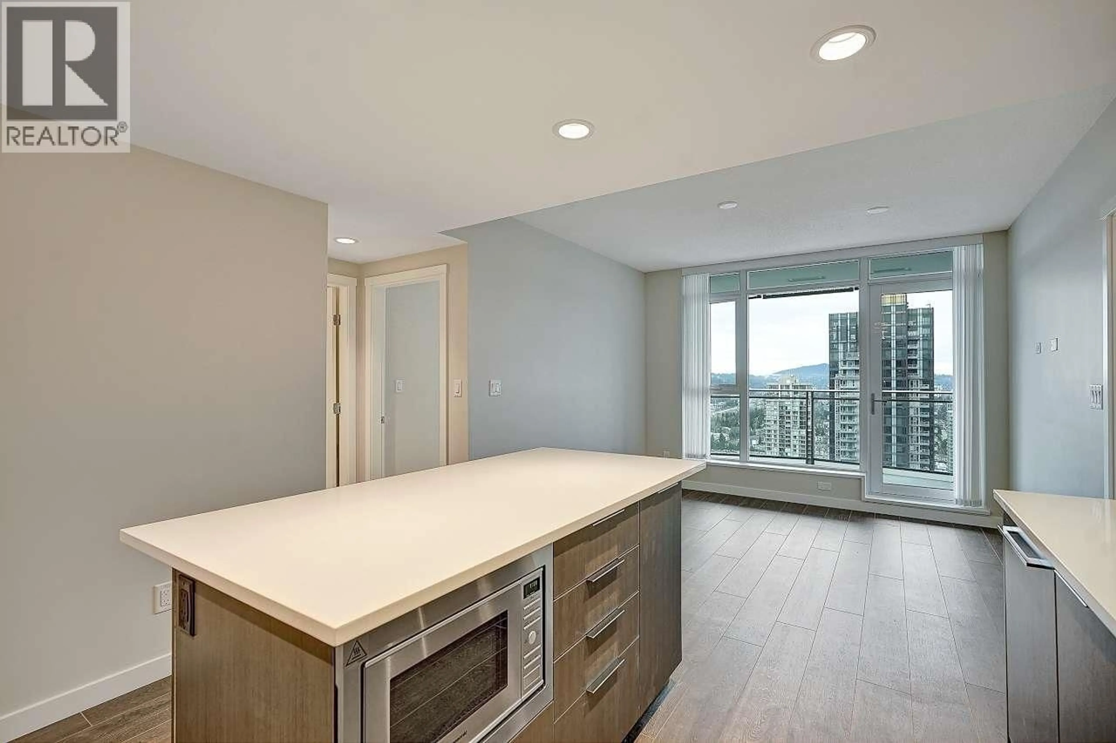 Open concept kitchen, unknown for 3607 - 1182 WESTWOOD STREET, Coquitlam British Columbia V3B0T9