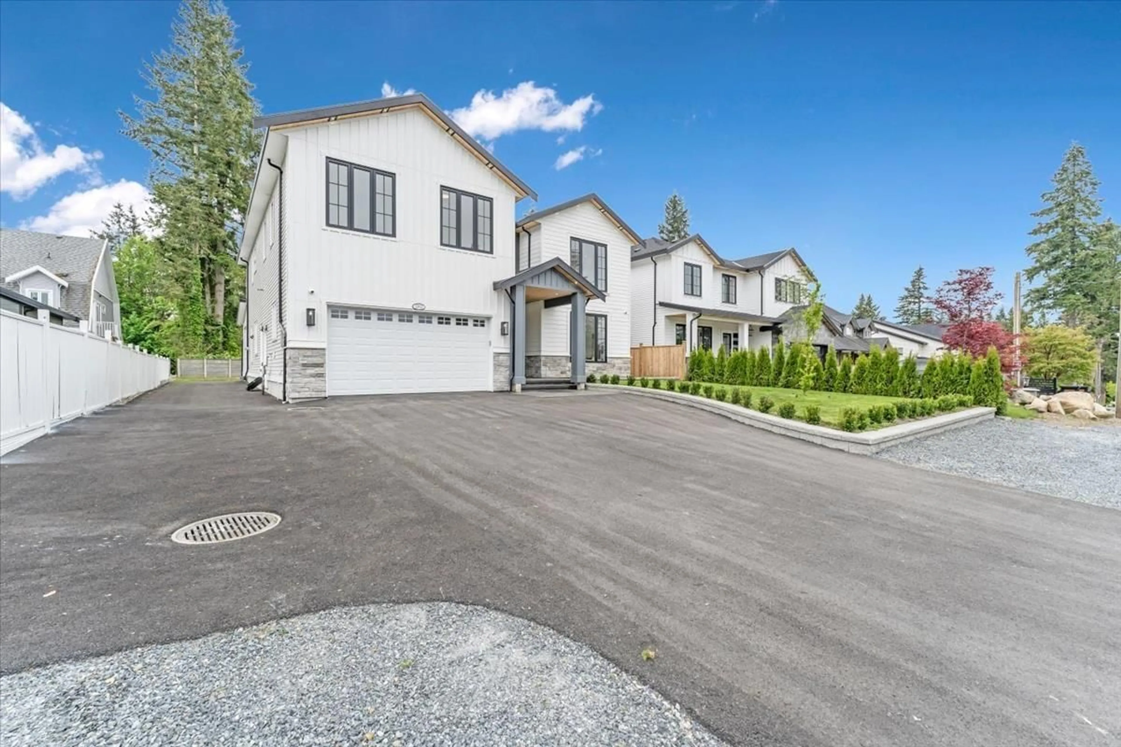 A pic from outside/outdoor area/front of a property/back of a property/a pic from drone, street for 23820 OLD YALE, Langley British Columbia V2Z2K4