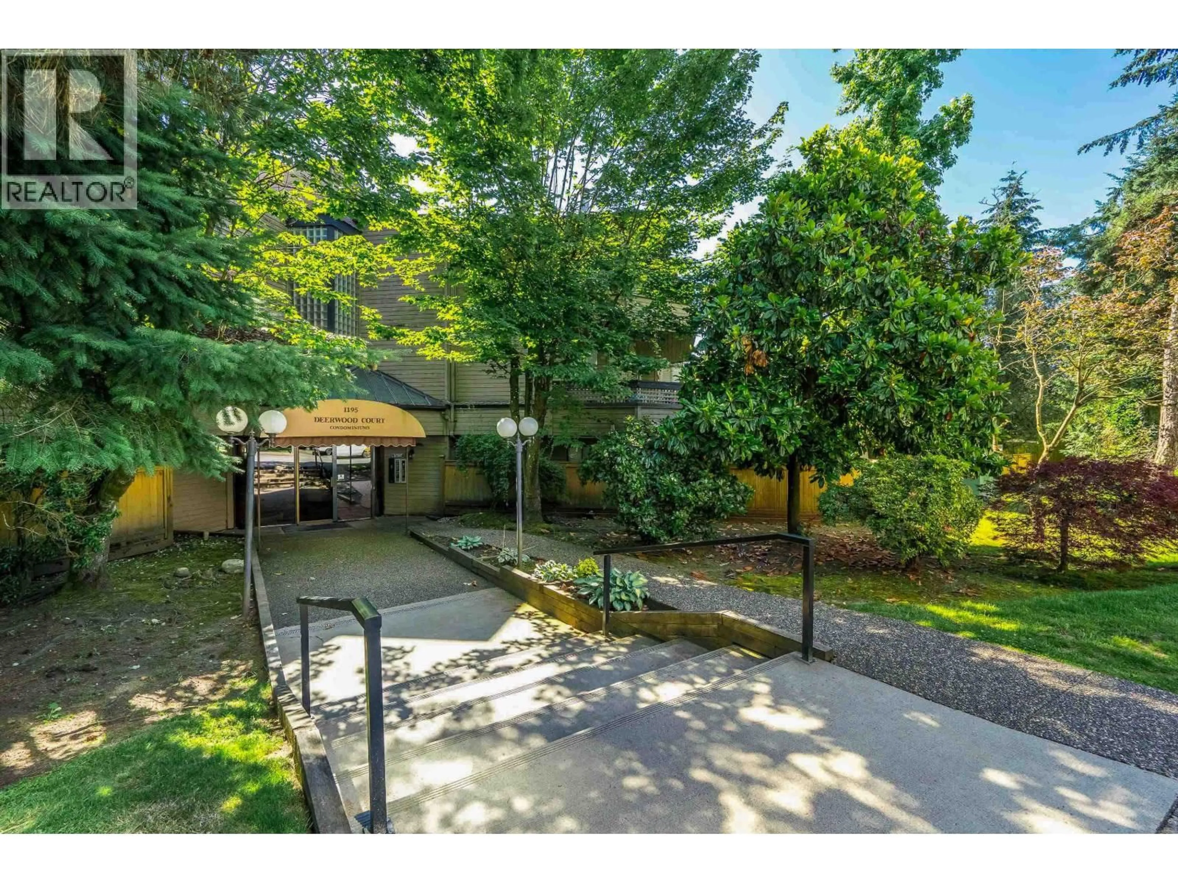 A pic from outside/outdoor area/front of a property/back of a property/a pic from drone, street for 204 - 1195 PIPELINE ROAD, Coquitlam British Columbia V3B6J5