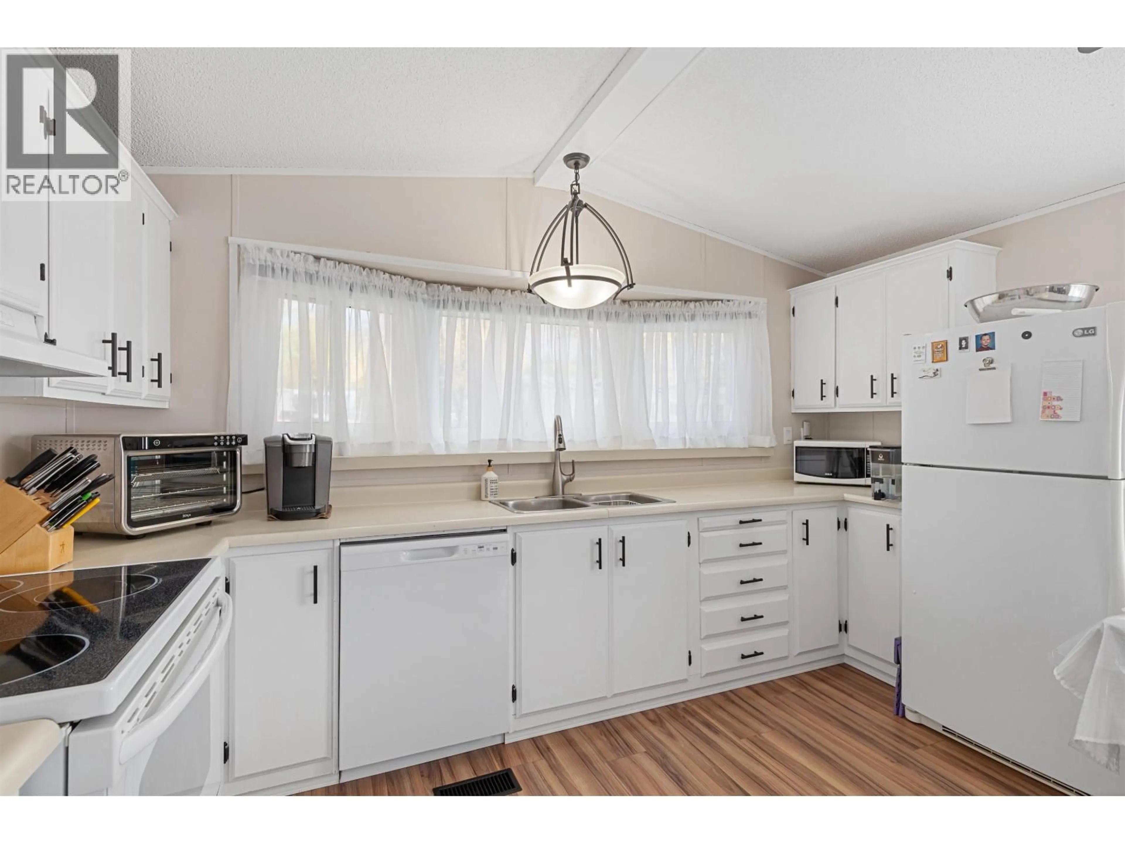 Standard kitchen, unknown for 87 - 1000 INVERNESS ROAD, Prince George British Columbia V2K4V4