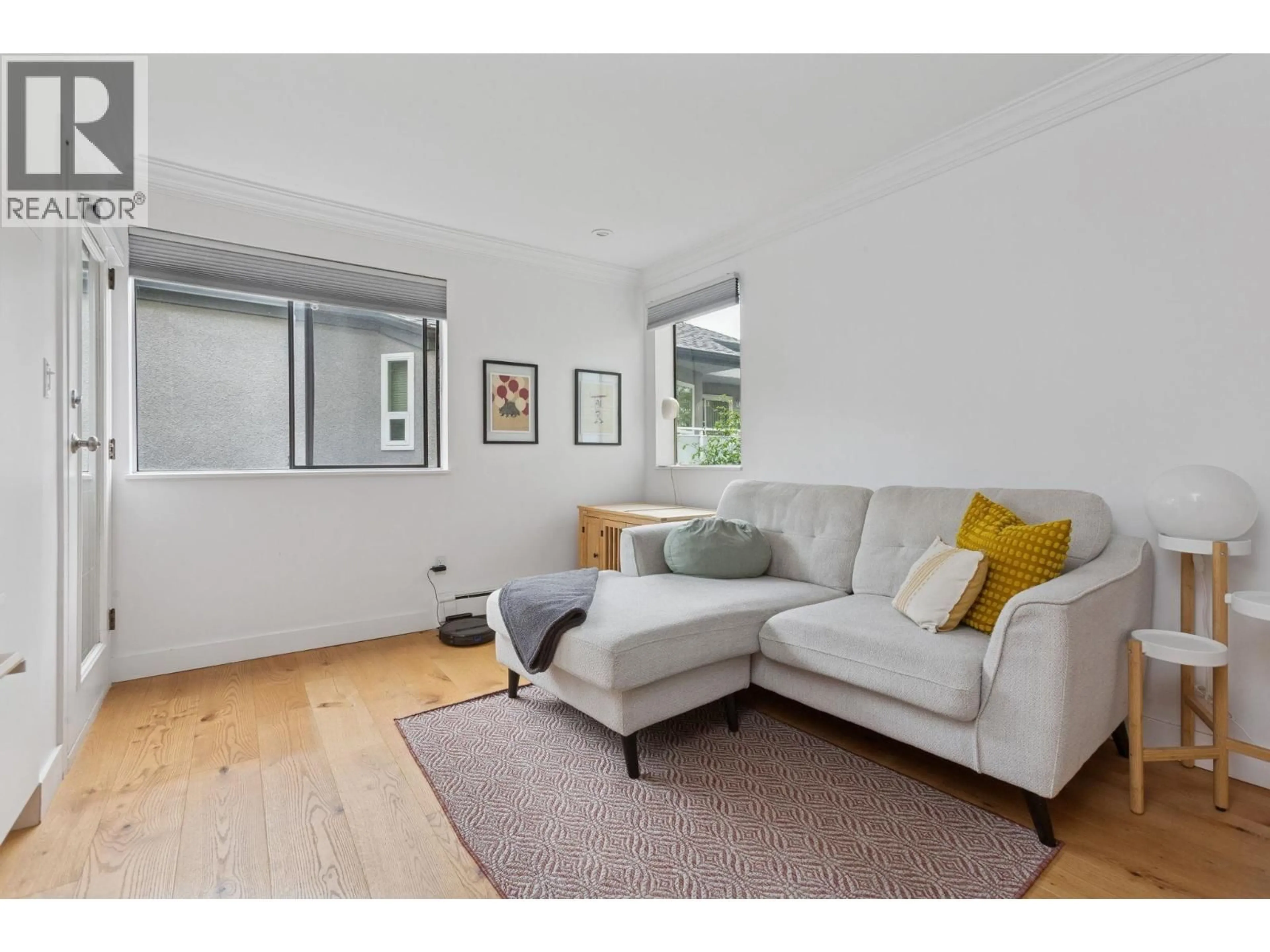 Living room with furniture, unknown for 204 - 853 7TH AVENUE, Vancouver British Columbia V5T1P4