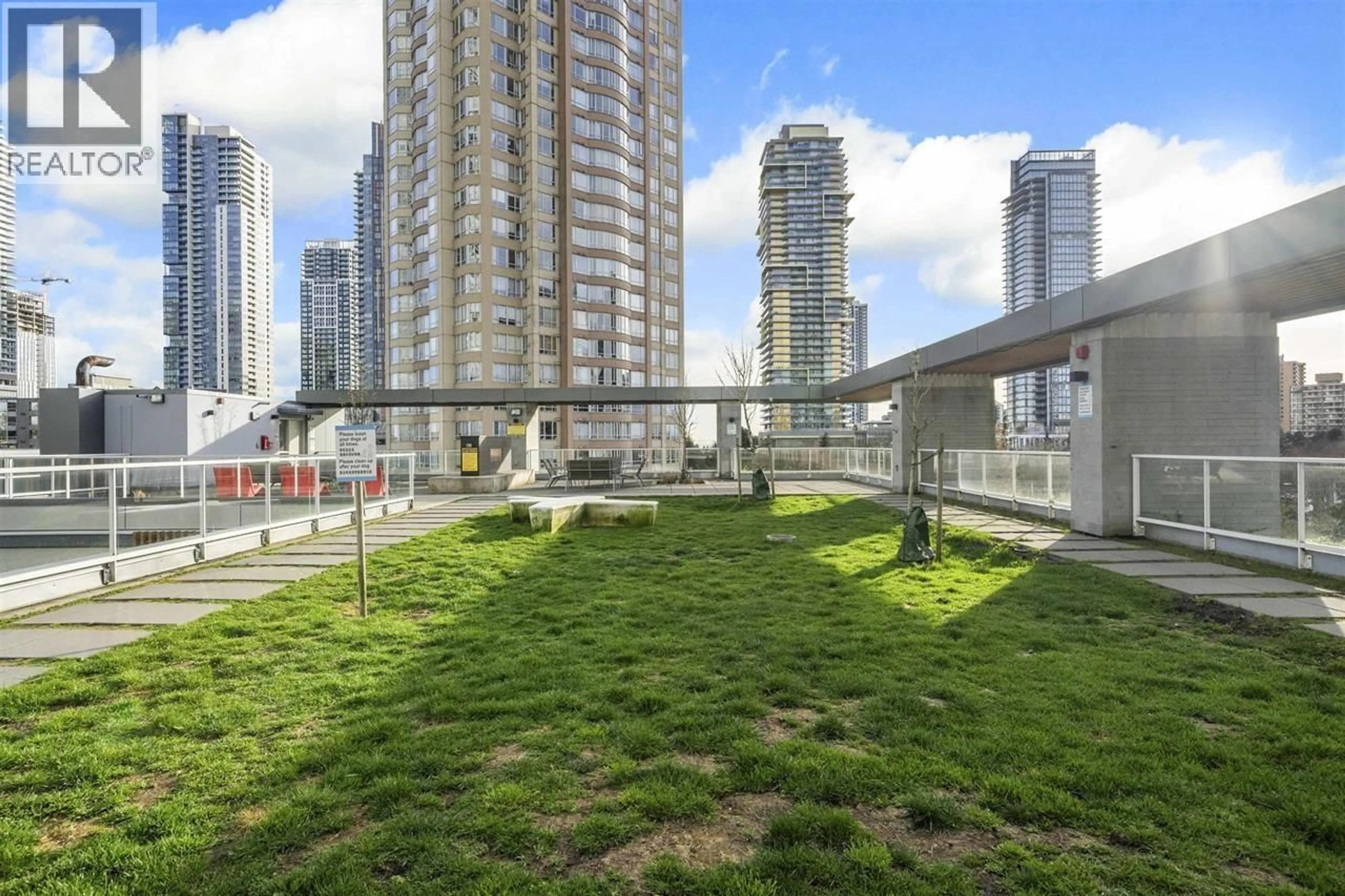 Patio, city buildings view from balcony for 1409 - 6080 MCKAY AVENUE, Burnaby British Columbia V5H0J4