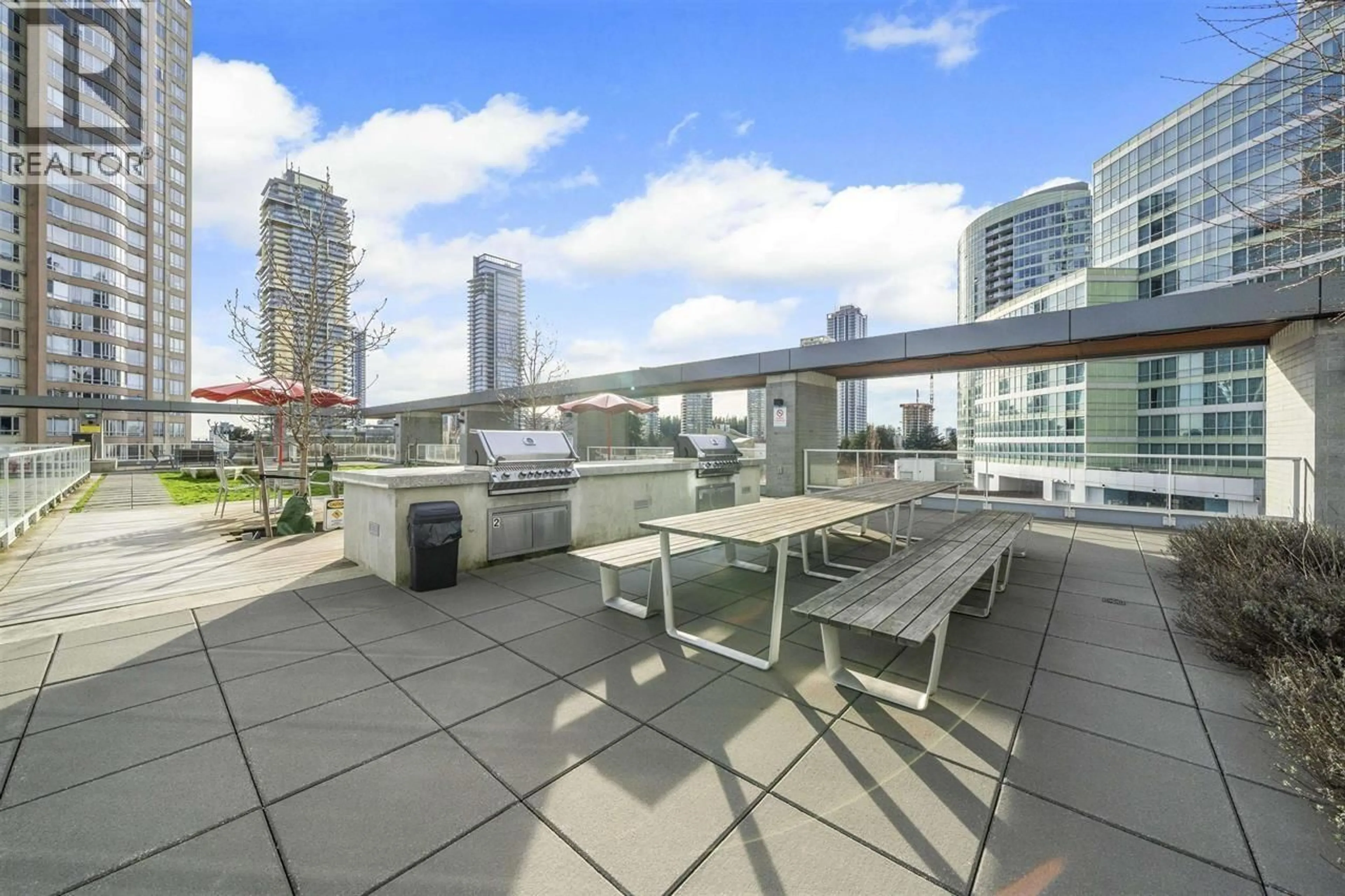 Patio, city buildings view from balcony for 1409 - 6080 MCKAY AVENUE, Burnaby British Columbia V5H0J4
