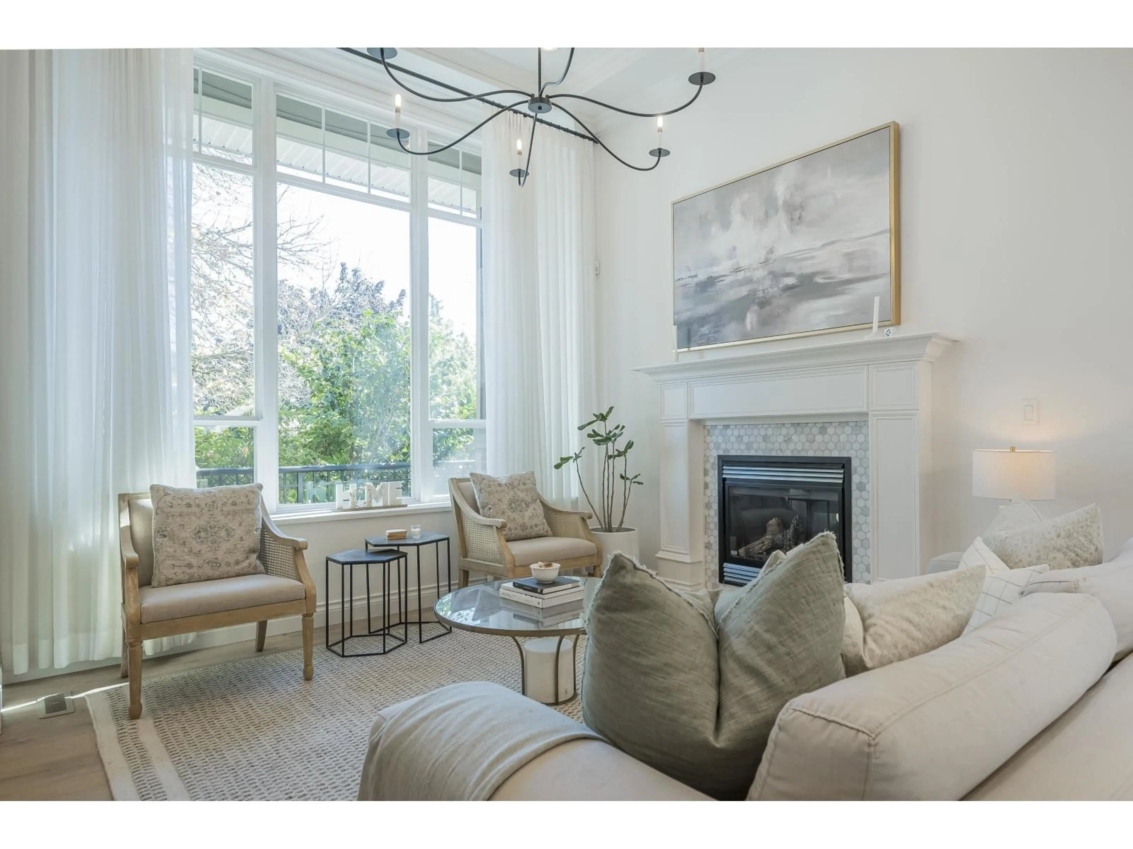 Living room with furniture, unknown for 10577 168TH, Surrey British Columbia V4N5L4