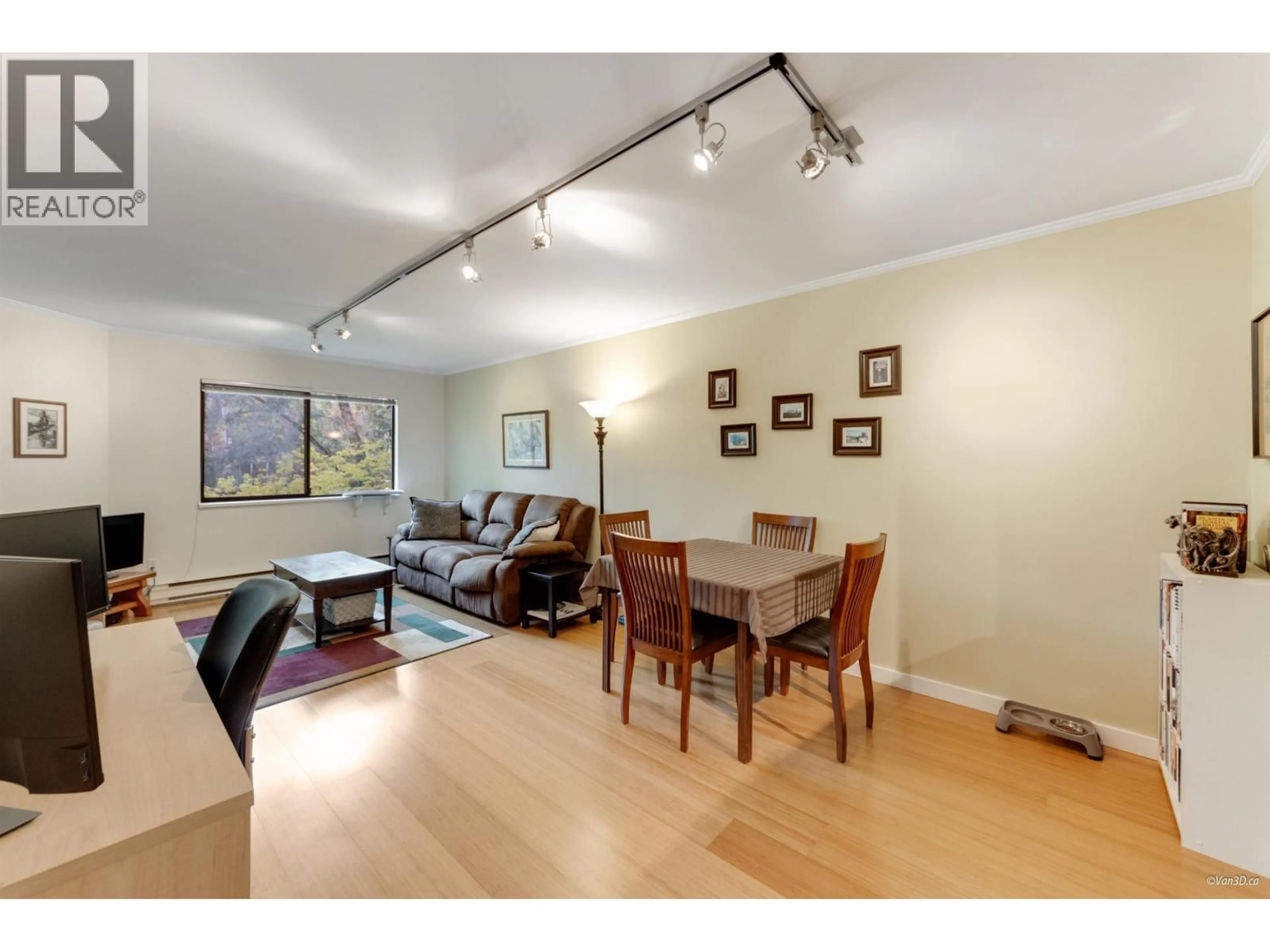 Unknown for 302 - 1633 11TH AVENUE, Vancouver British Columbia V6J2B8